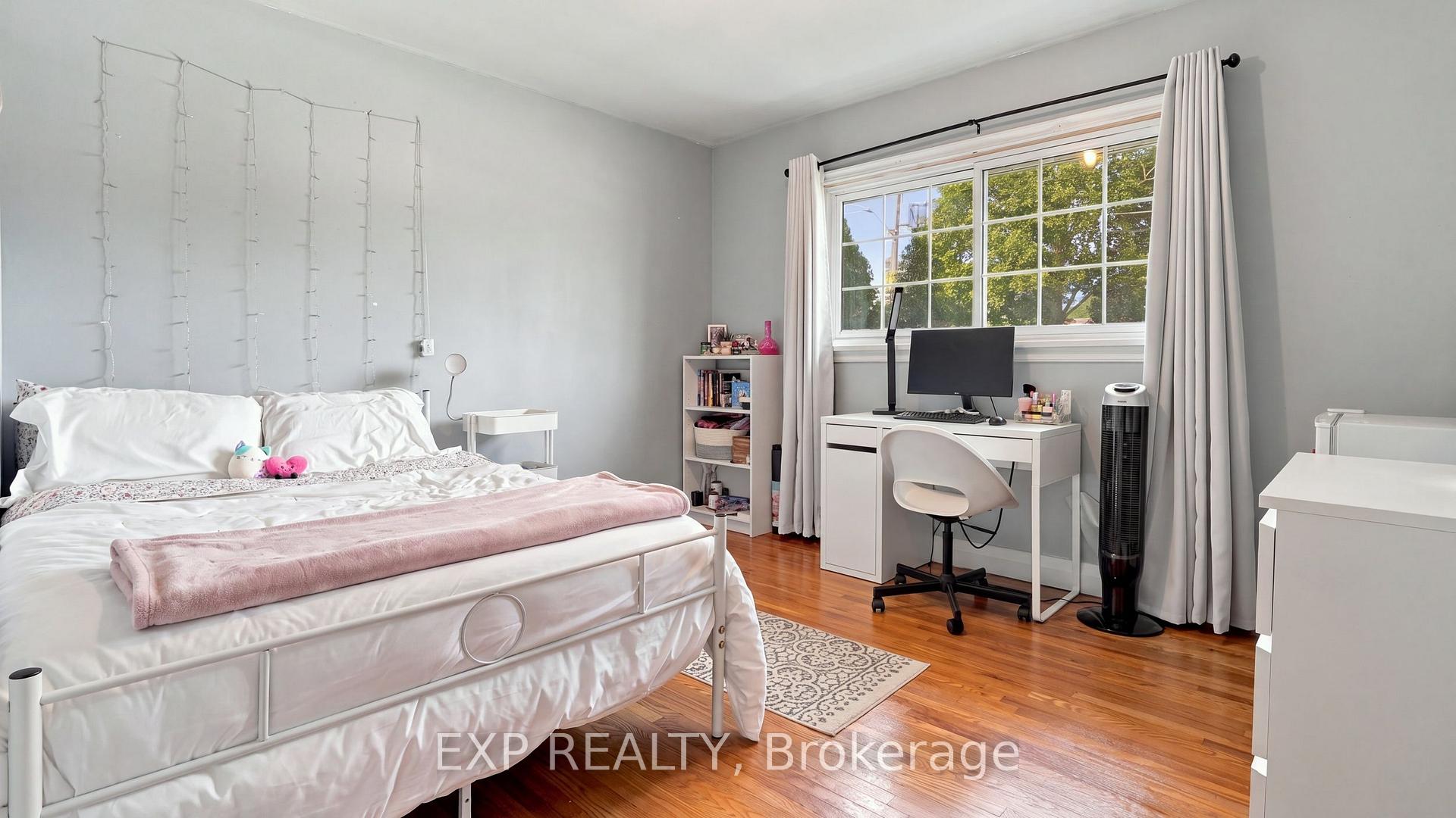 Photo 10 of 123 Jacobson Avenue, St. Catharines, Glendale/Glenridge — HOMEH