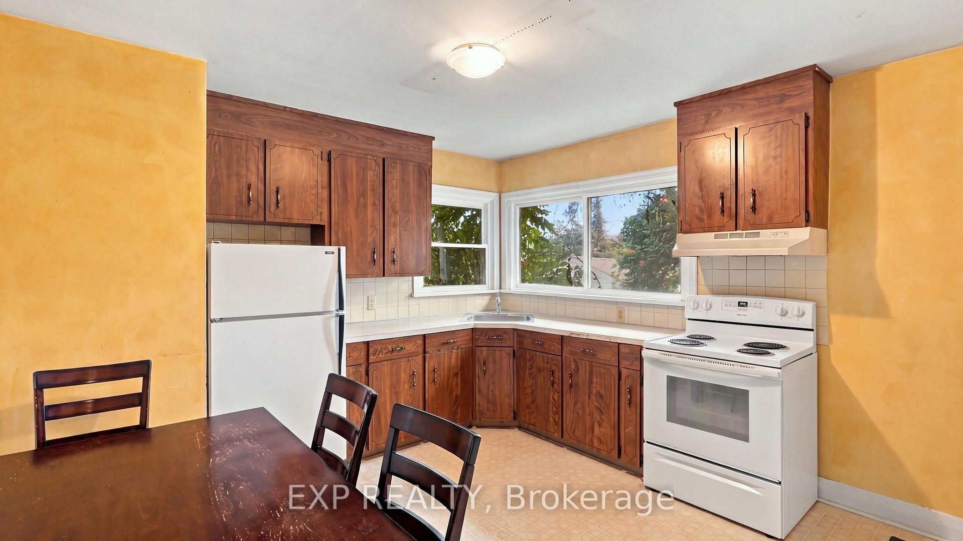 Photo 15 of 123 Jacobson Avenue, St. Catharines, Glendale/Glenridge — HOMEH