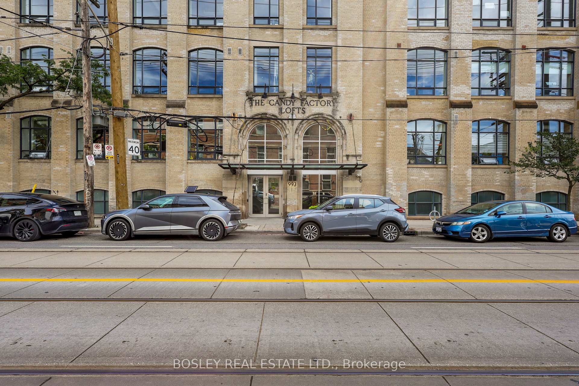 Photo 2 of Unit 105, 993 Queen Street W, Toronto, Niagara — HOMEH