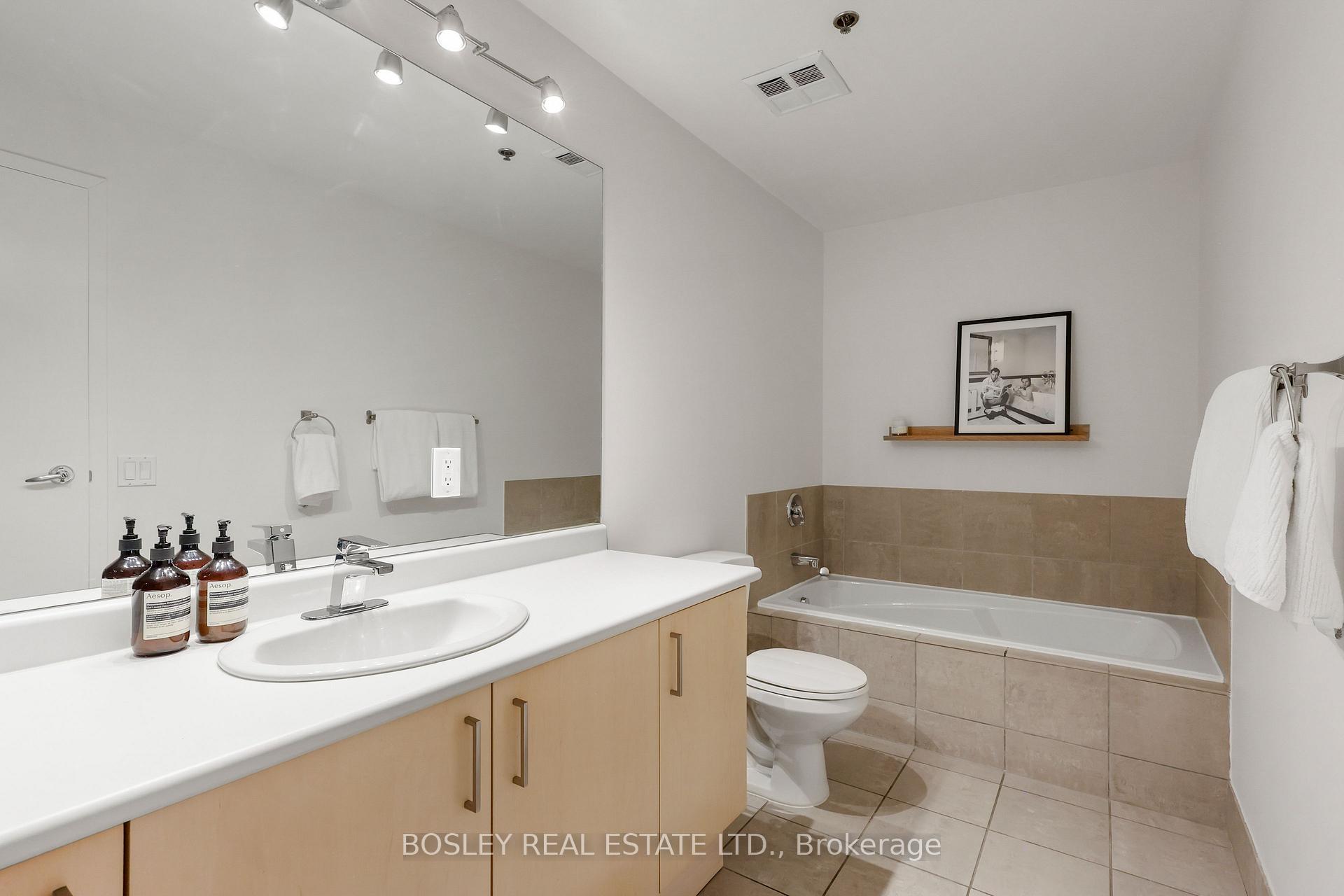 Photo 7 of Unit 105, 993 Queen Street W, Toronto, Niagara — HOMEH