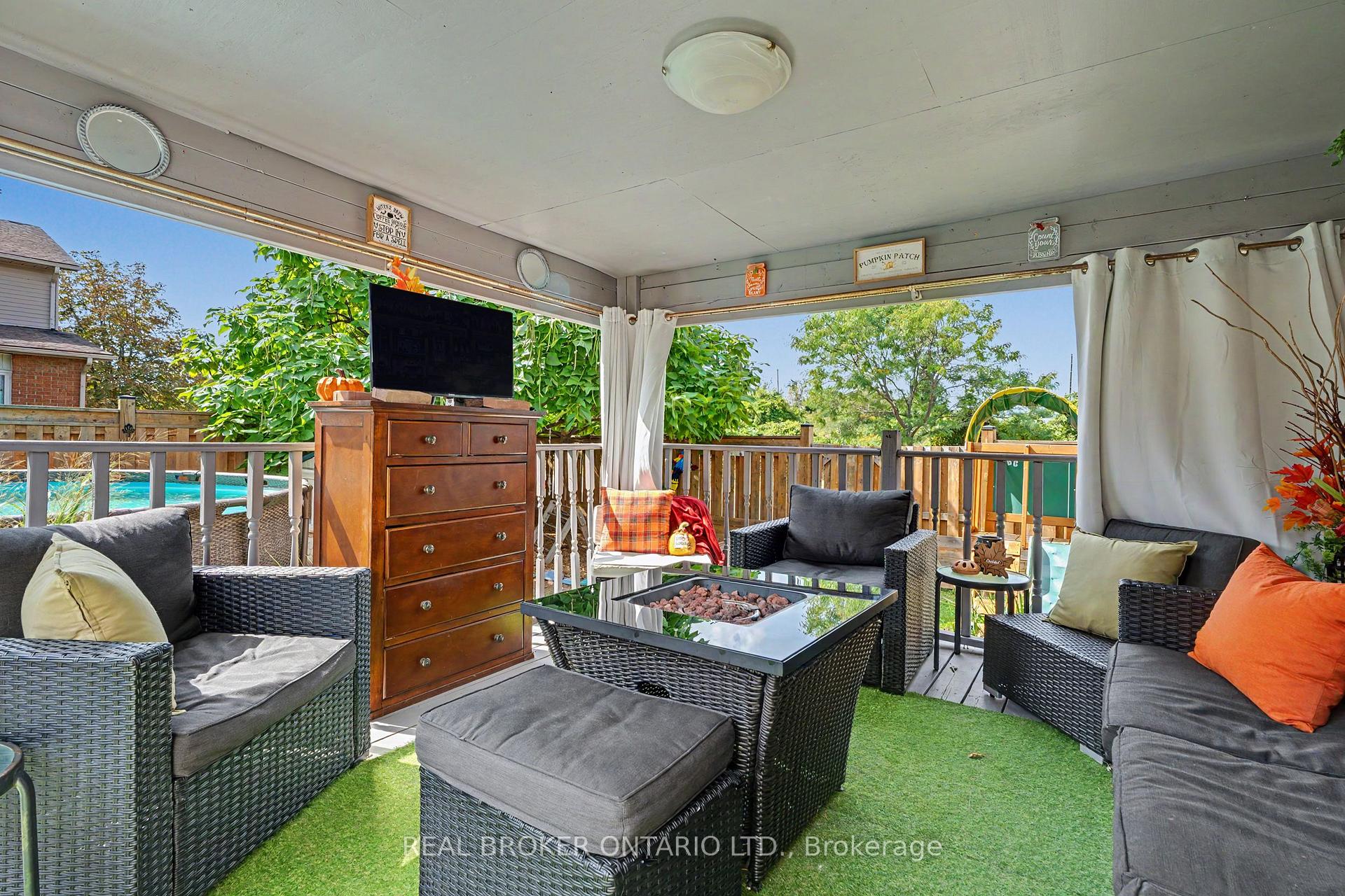 Photo 33 of 3260 Woodcroft Crescent, Burlington, Headon — HOMEH