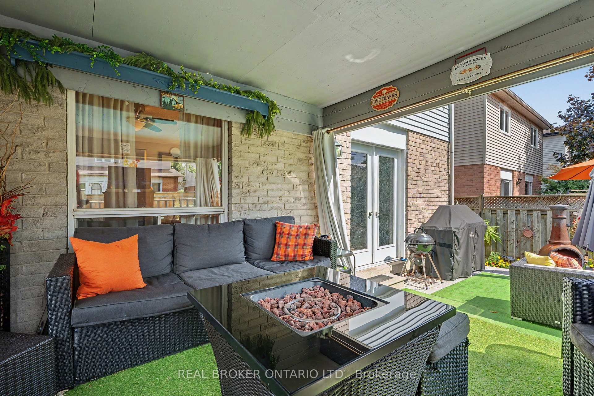 Photo 34 of 3260 Woodcroft Crescent, Burlington, Headon — HOMEH