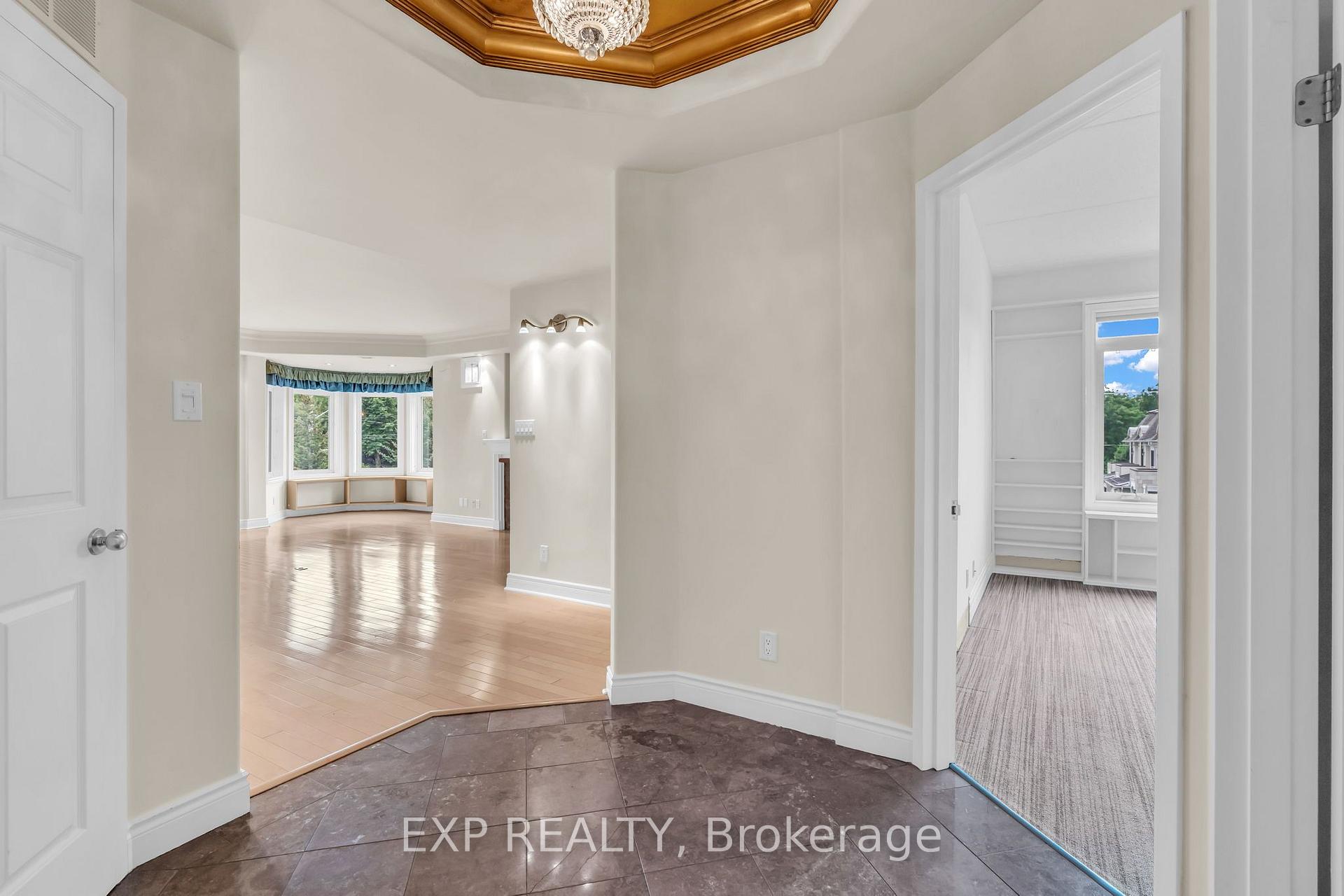 Photo 5 of Unit 307, 10 Bay Street E, Blue Mountains — HOMEH
