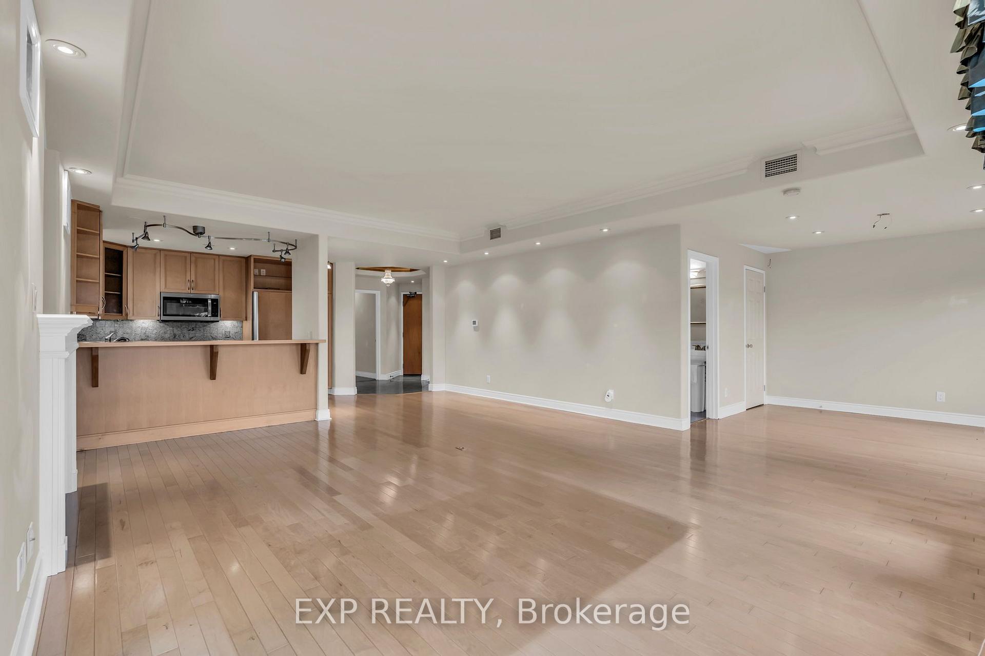 Photo 17 of Unit 307, 10 Bay Street E, Blue Mountains — HOMEH