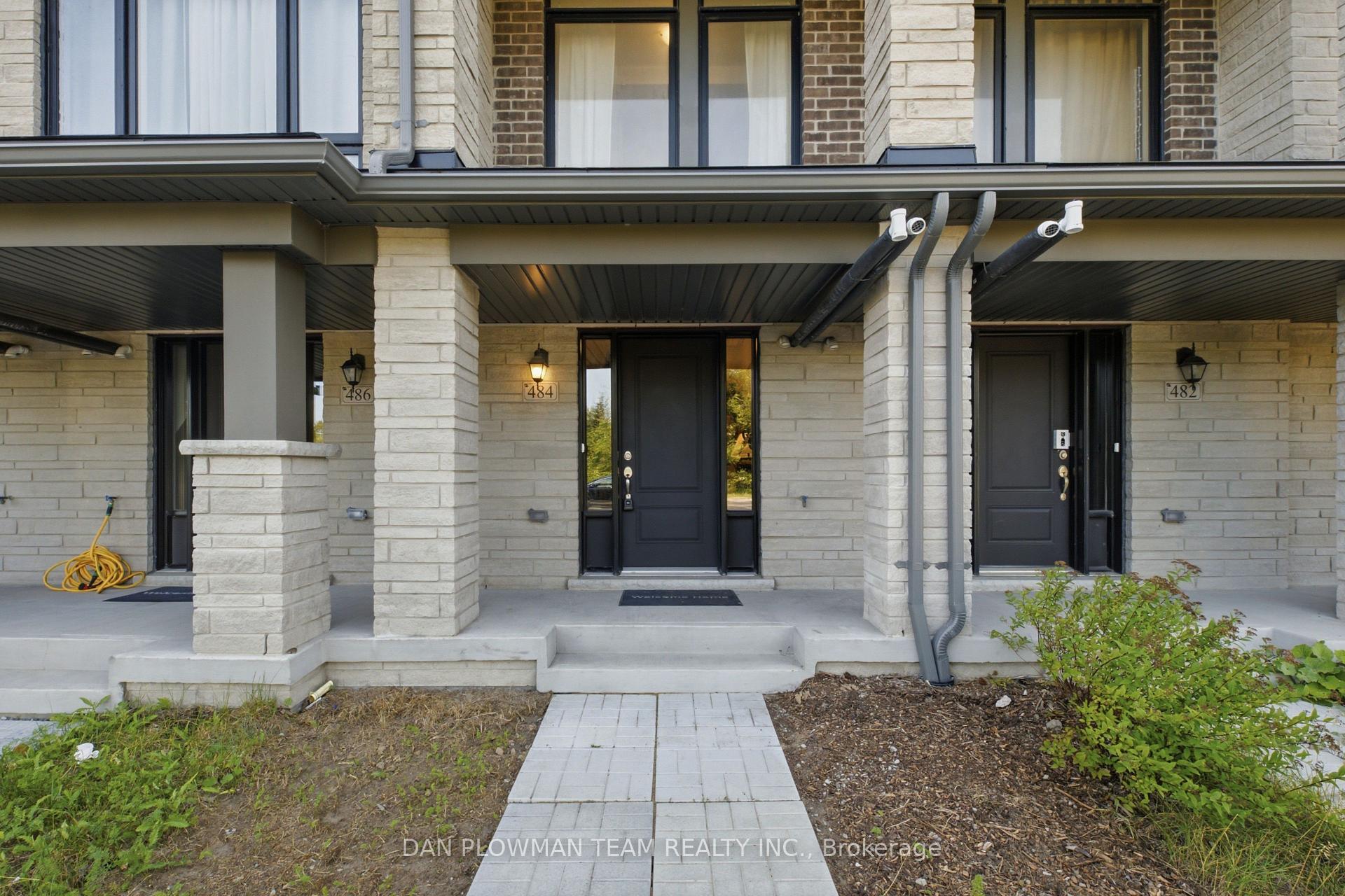 Photo 2 of 484 Salem Road S, Ajax, Central — HOMEH