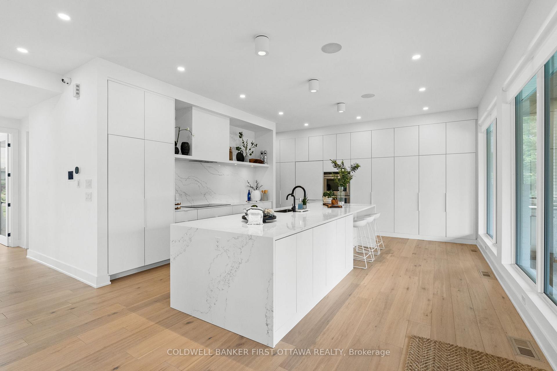 Photo 12 of 500 Leimerk Court, Ottawa, Manotick Village & Manotick Estates — HOMEH
