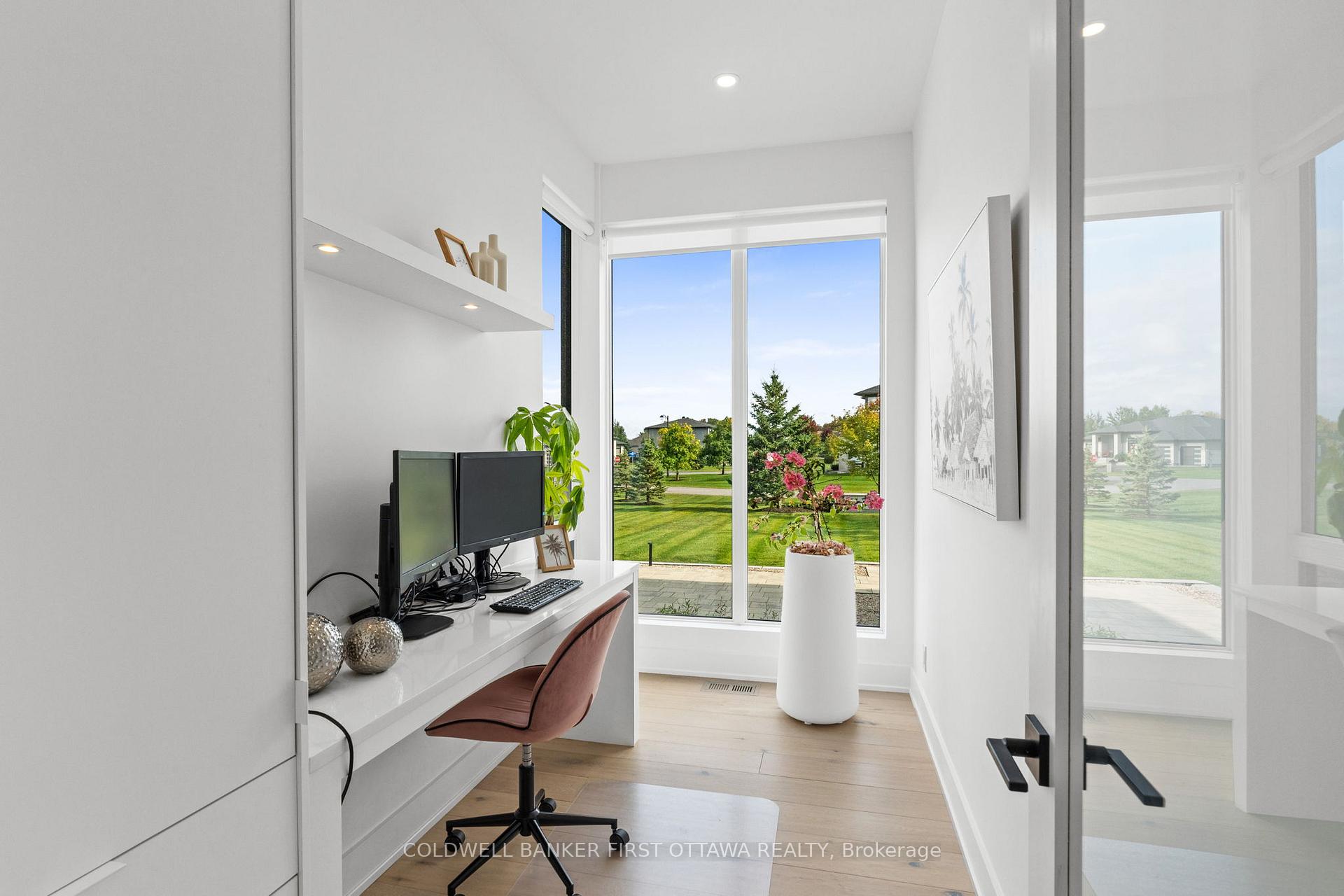Photo 18 of 500 Leimerk Court, Ottawa, Manotick Village & Manotick Estates — HOMEH