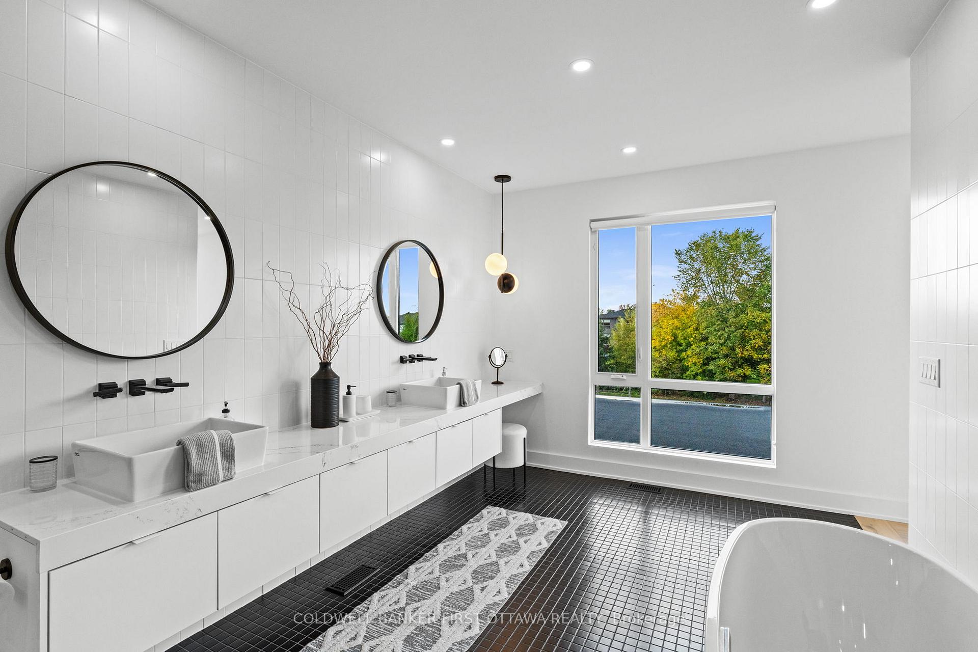 Photo 27 of 500 Leimerk Court, Ottawa, Manotick Village & Manotick Estates — HOMEH