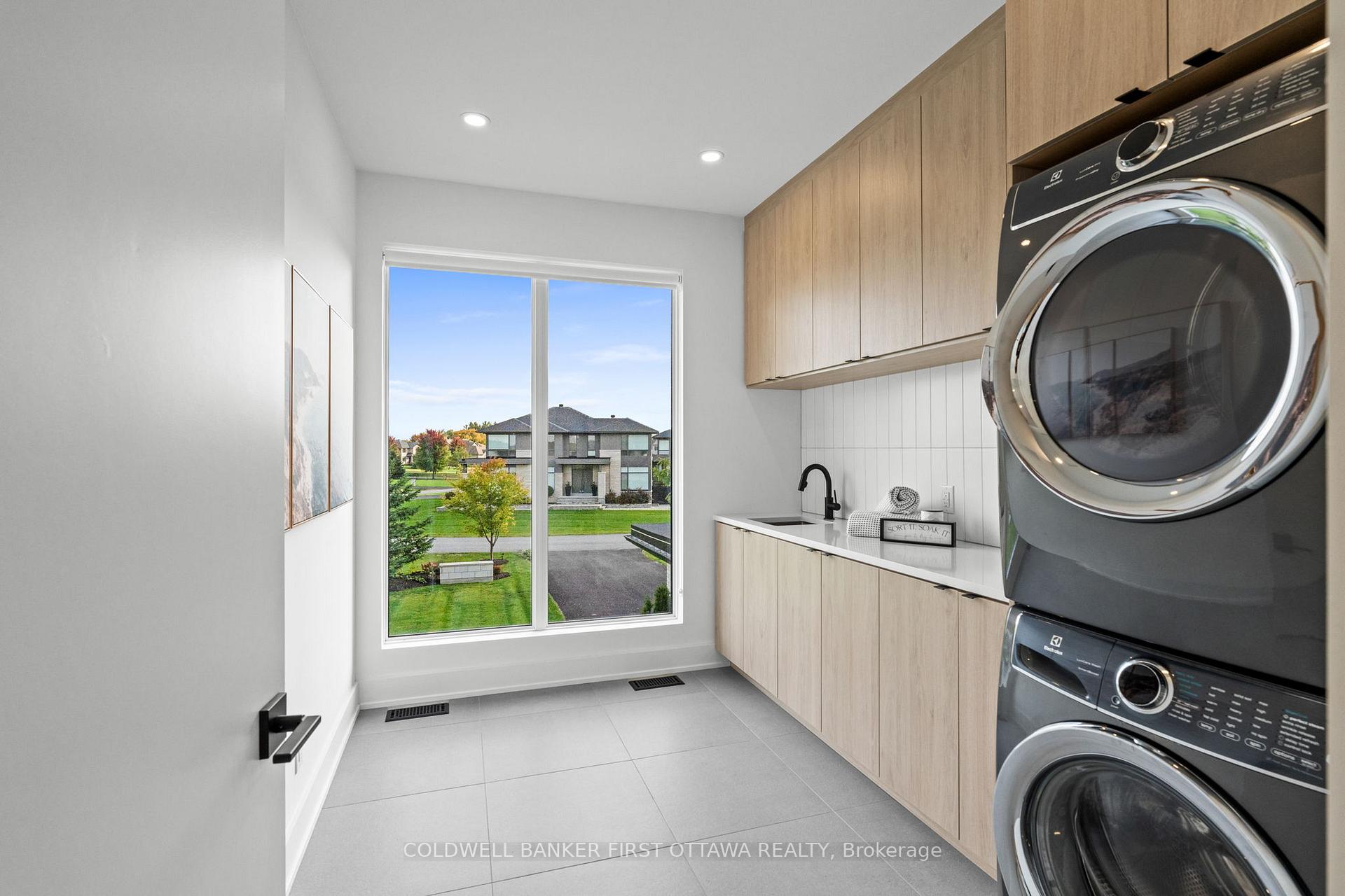 Photo 29 of 500 Leimerk Court, Ottawa, Manotick Village & Manotick Estates — HOMEH