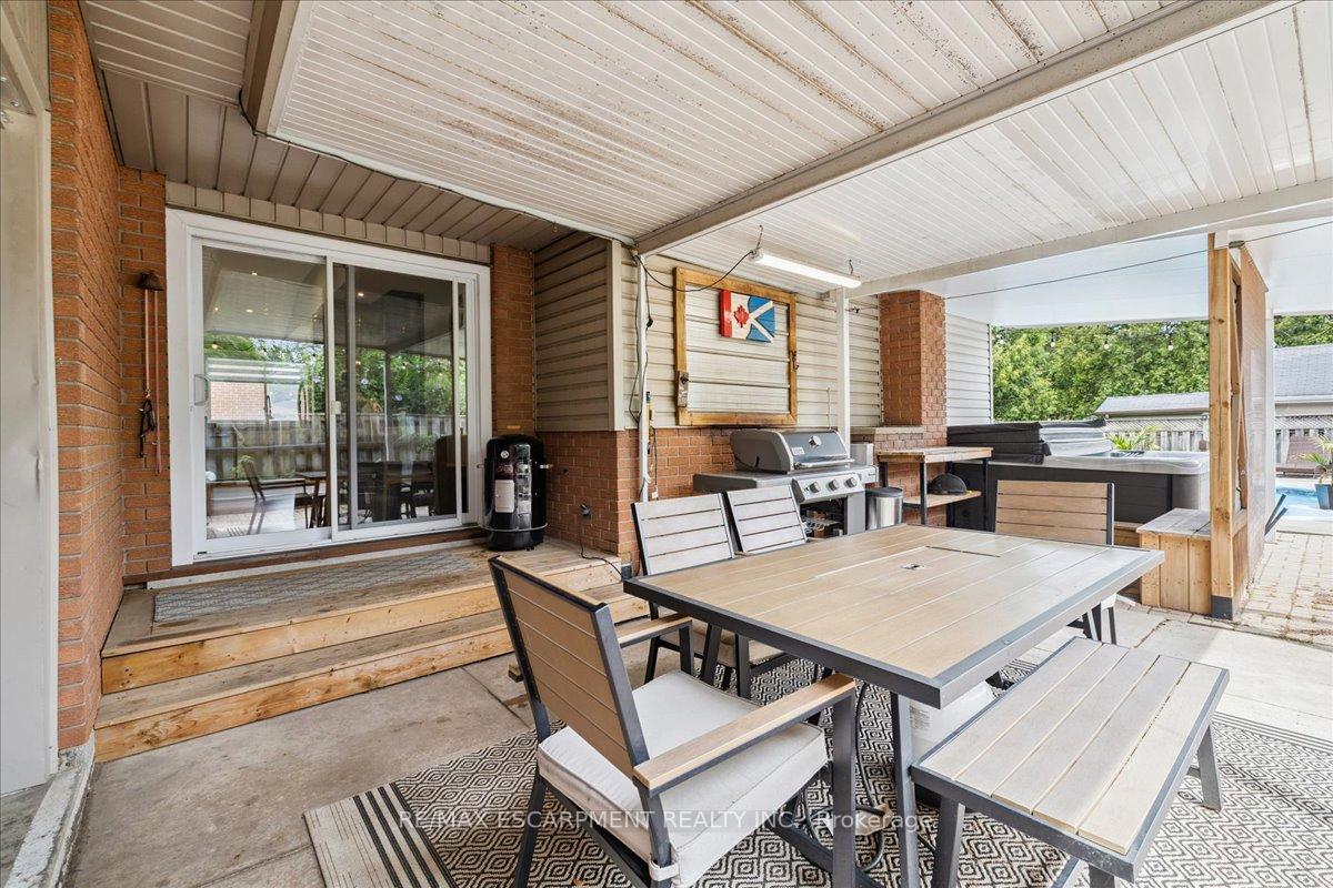 Photo 49 of 755 Parker Crescent, Burlington, Brant — HOMEH