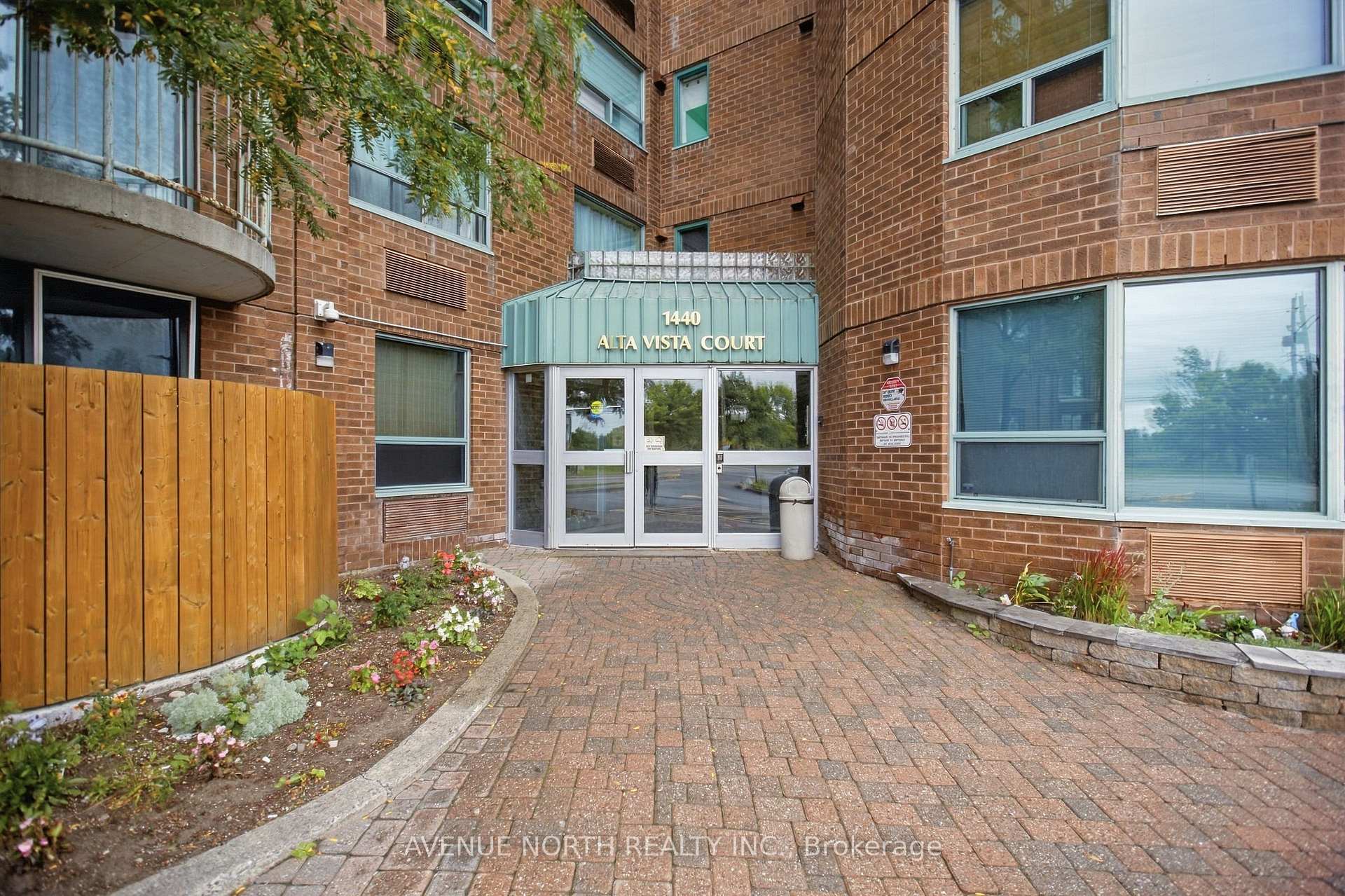 Photo of Unit 510, 1440 Heron Road