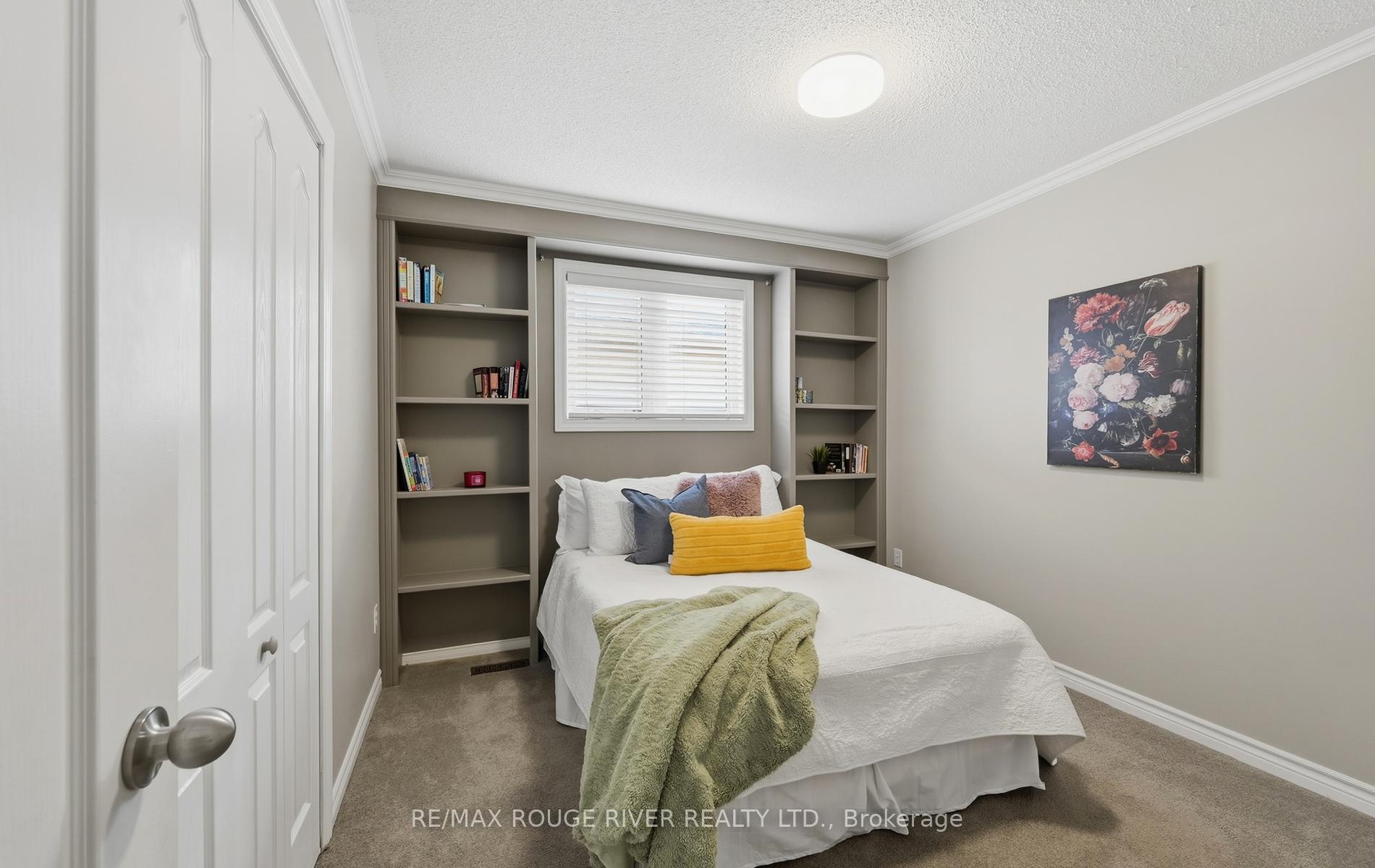 Photo 33 of 38 Brownell Street, Whitby, Rolling Acres — HOMEH