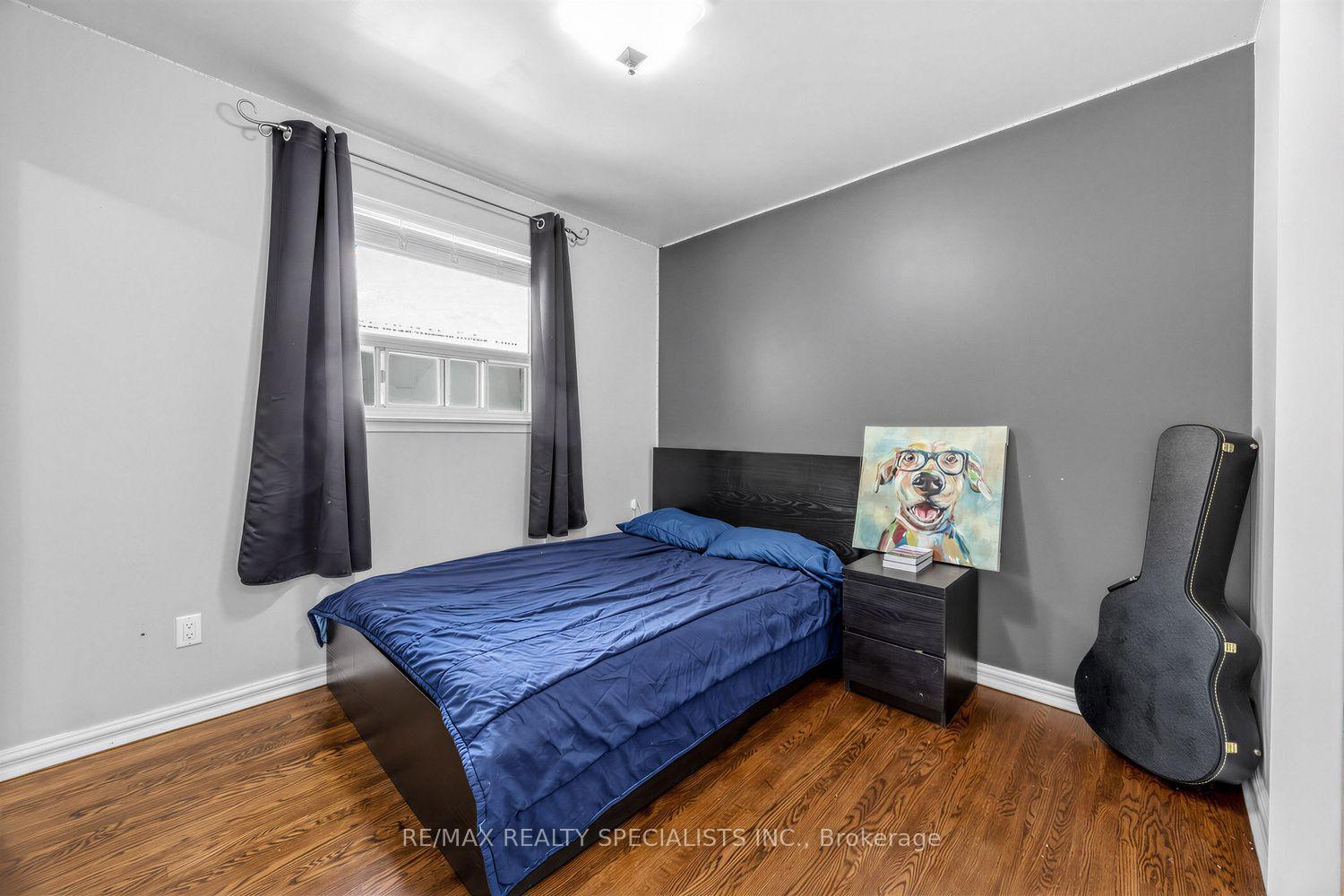 Photo 24 of 16 Langevin Crescent, Scarborough, Centennial Scarborough — HOMEH