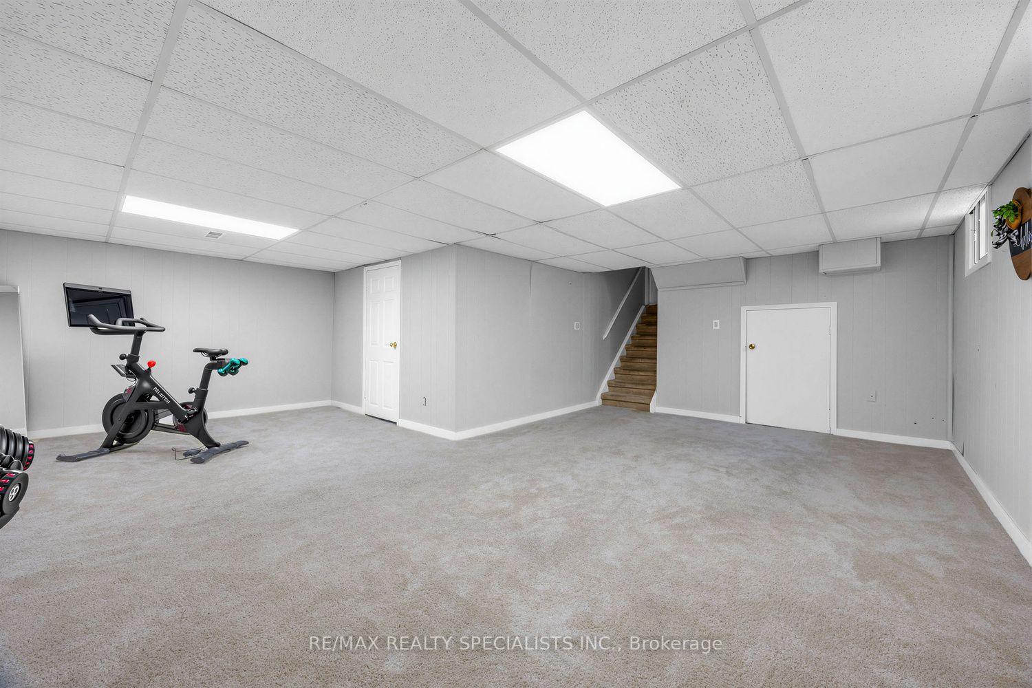 Photo 29 of 16 Langevin Crescent, Scarborough, Centennial Scarborough — HOMEH