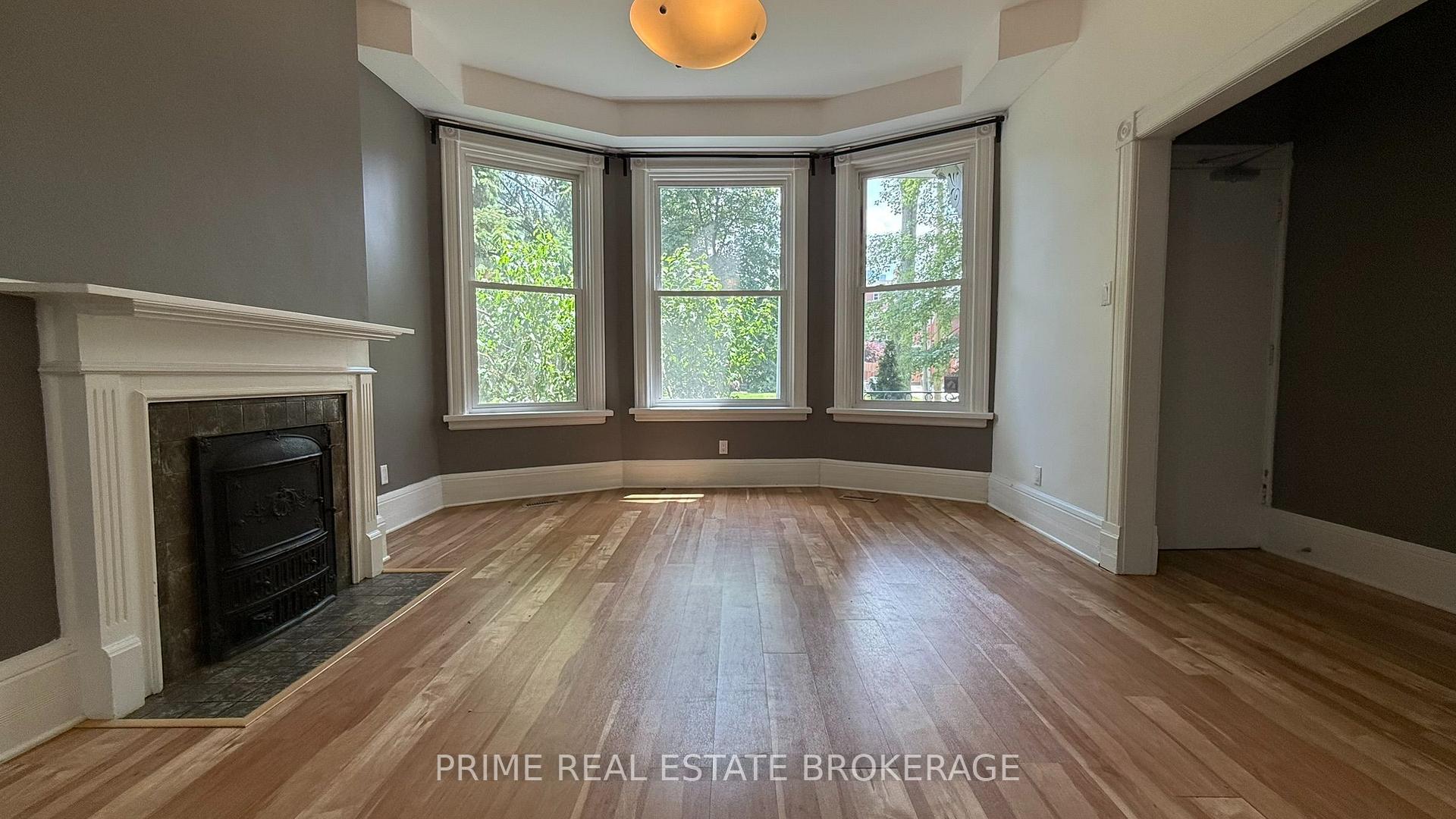 Photo 6 of Unit 2, 290 Central Avenue, London, East F — HOMEH