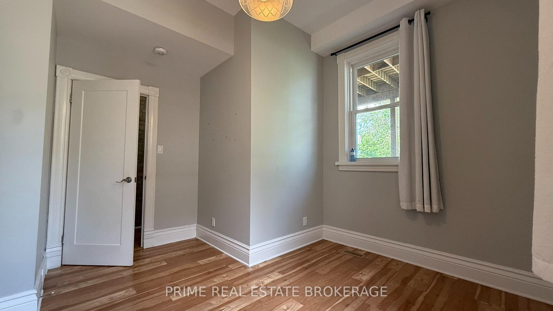 Photo 16 of Unit 2, 290 Central Avenue, London, East F — HOMEH