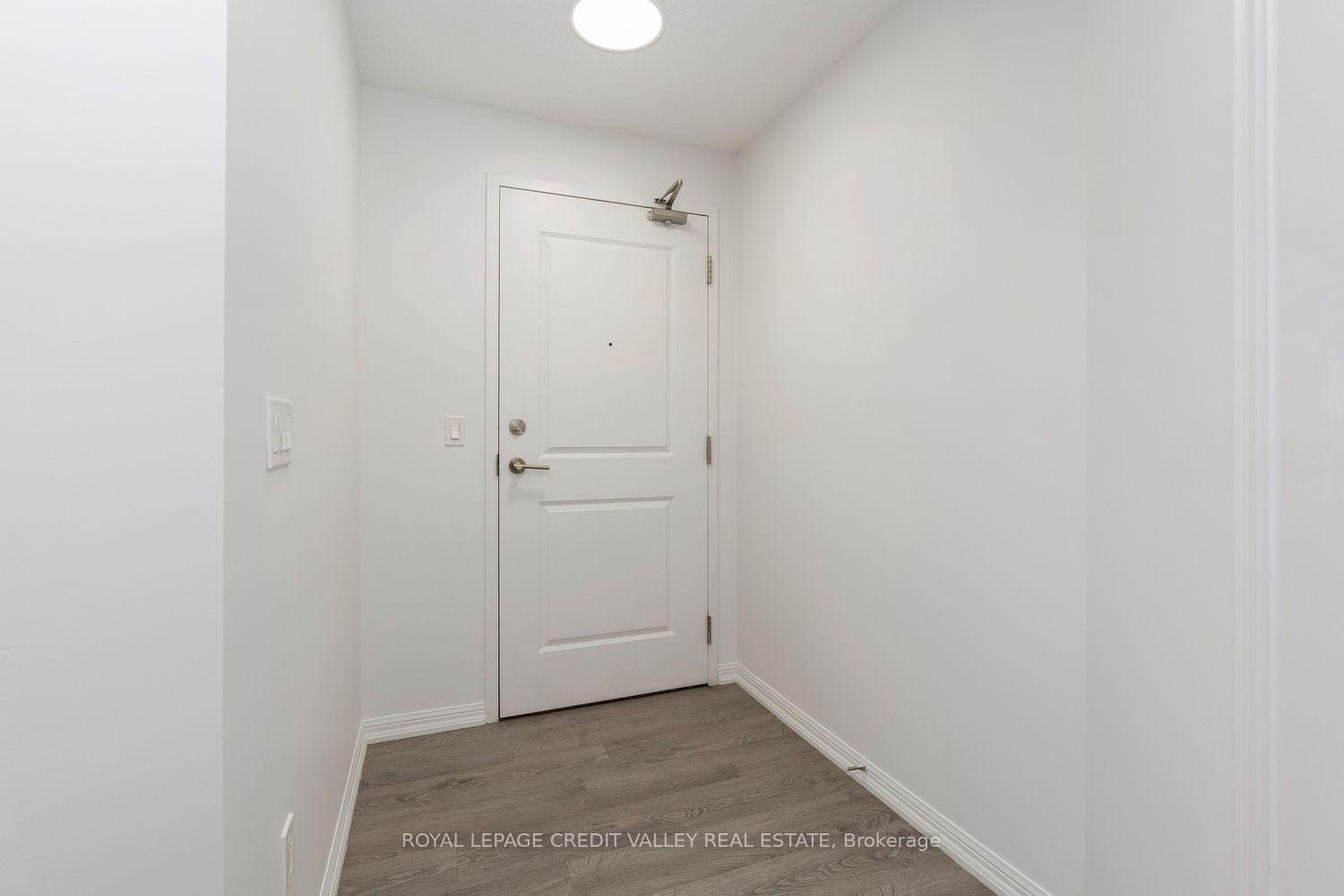 Photo 4 of Unit 606, 85 East Liberty Street, Toronto, Niagara — HOMEH