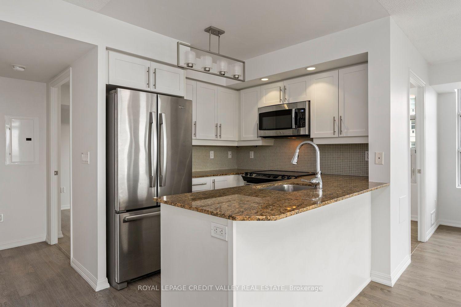 Photo 10 of Unit 606, 85 East Liberty Street, Toronto, Niagara — HOMEH