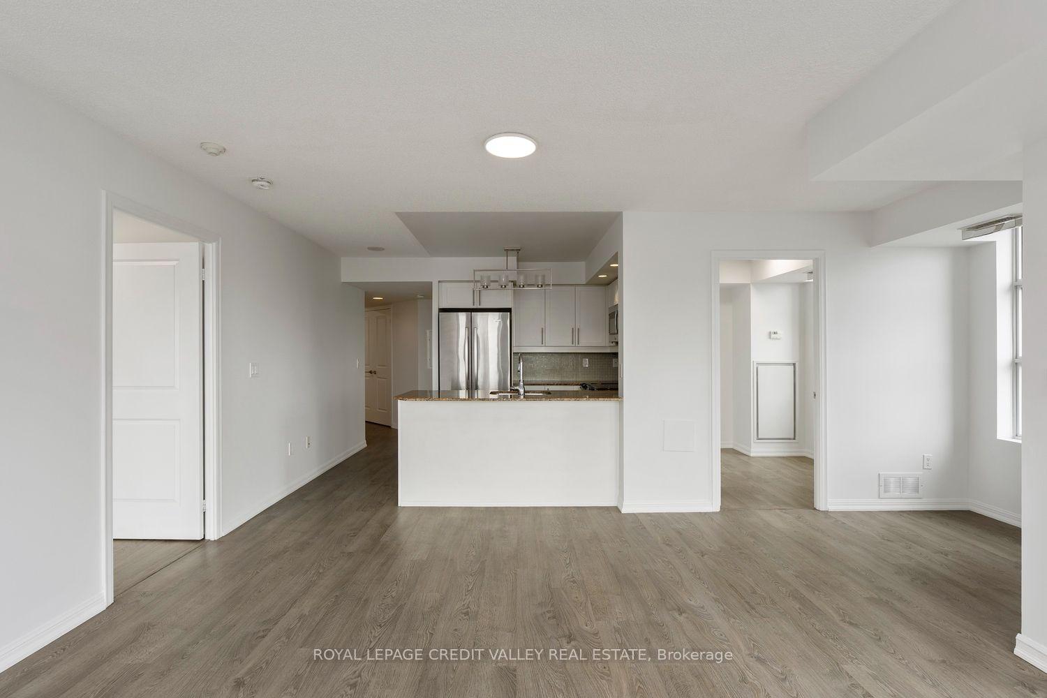 Photo 13 of Unit 606, 85 East Liberty Street, Toronto, Niagara — HOMEH