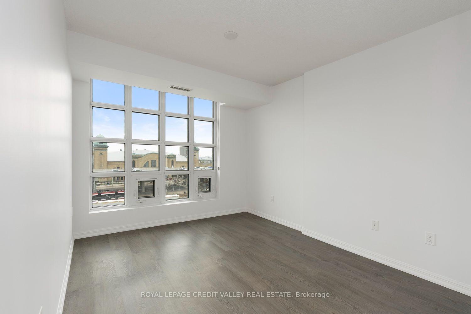 Photo 17 of Unit 606, 85 East Liberty Street, Toronto, Niagara — HOMEH
