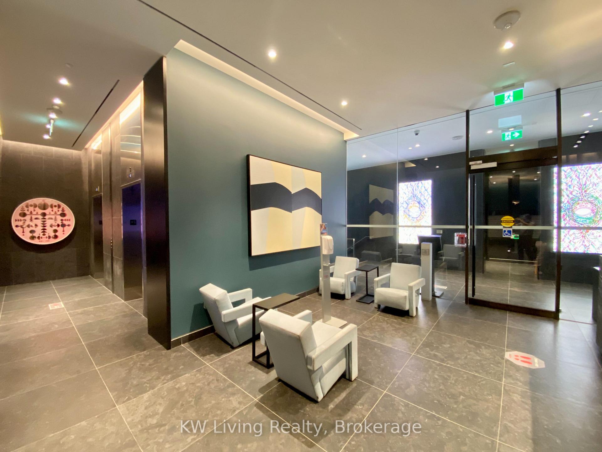 Photo of Unit 716, 25 Richmond Street E