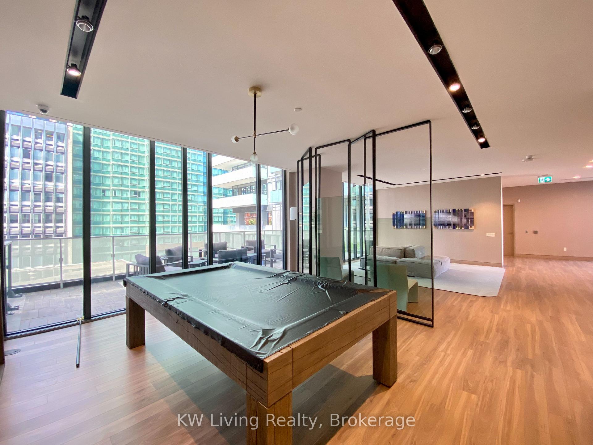 Photo 6 of Unit 716, 25 Richmond Street E, Toronto, Church-Yonge Corridor — HOMEH