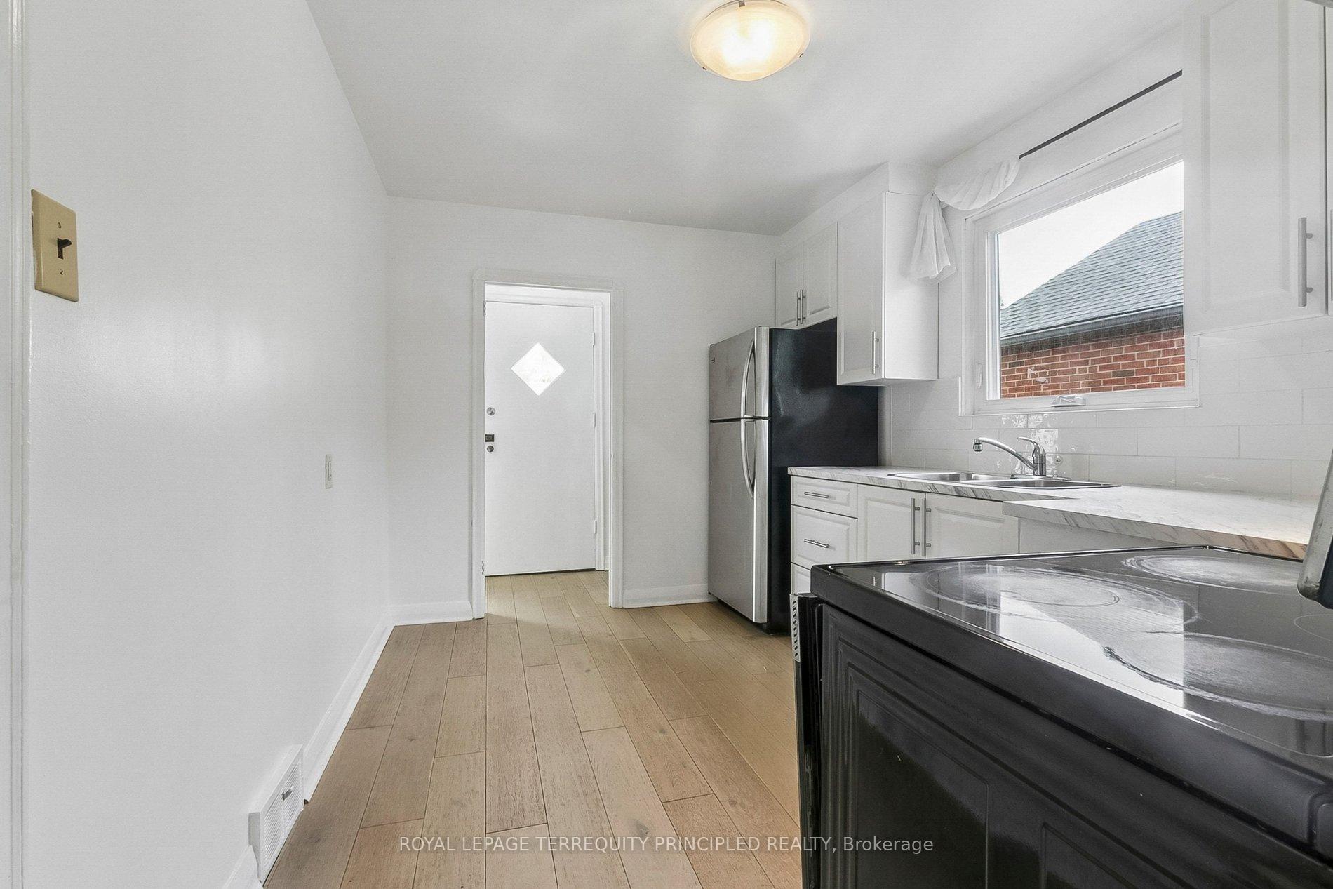 Photo 5 of 104 Galbraith Avenue, Toronto, O'Connor-Parkview — HOMEH