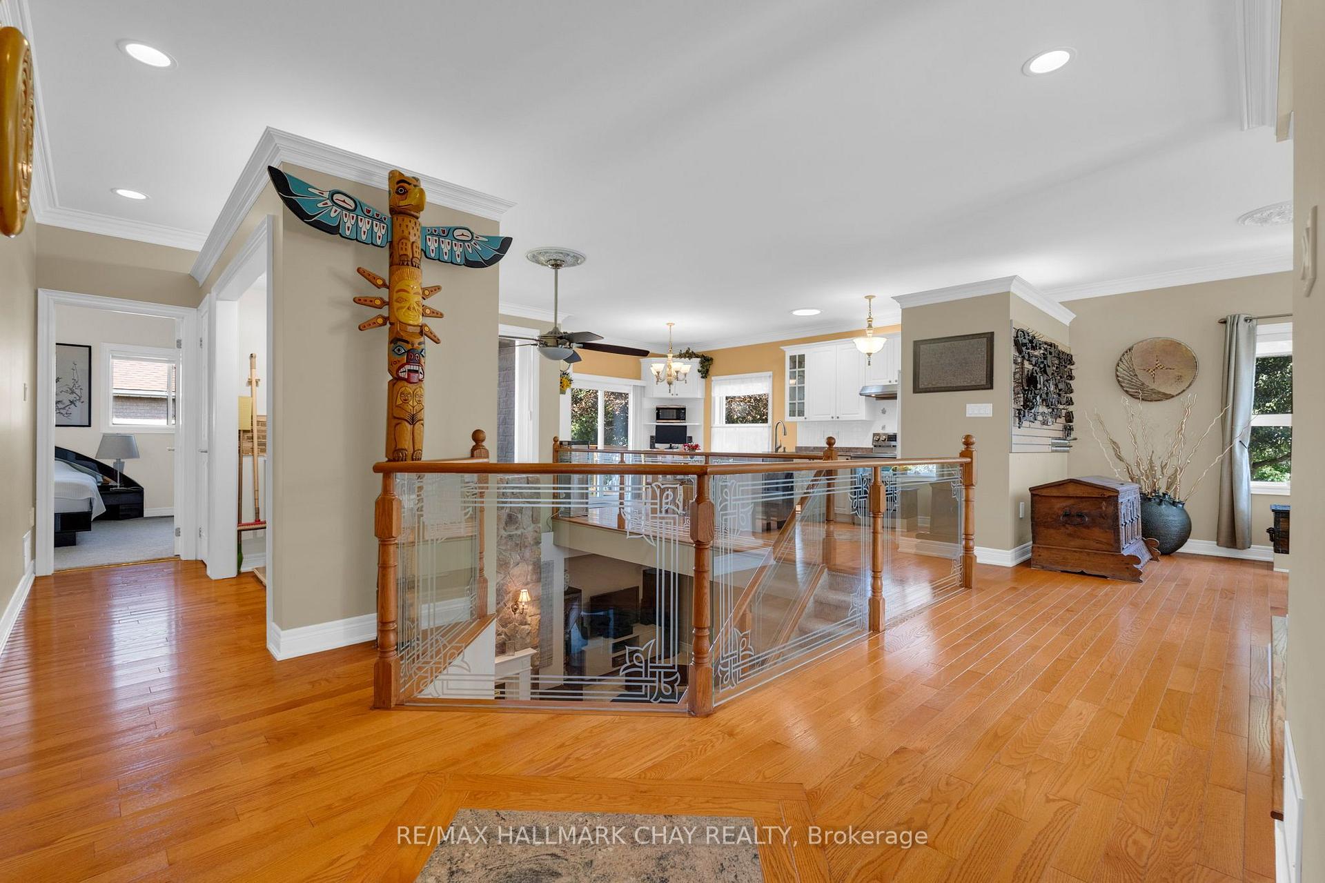 Photo 10 of 53 Brookfield Crescent, Barrie, Bayshore — HOMEH