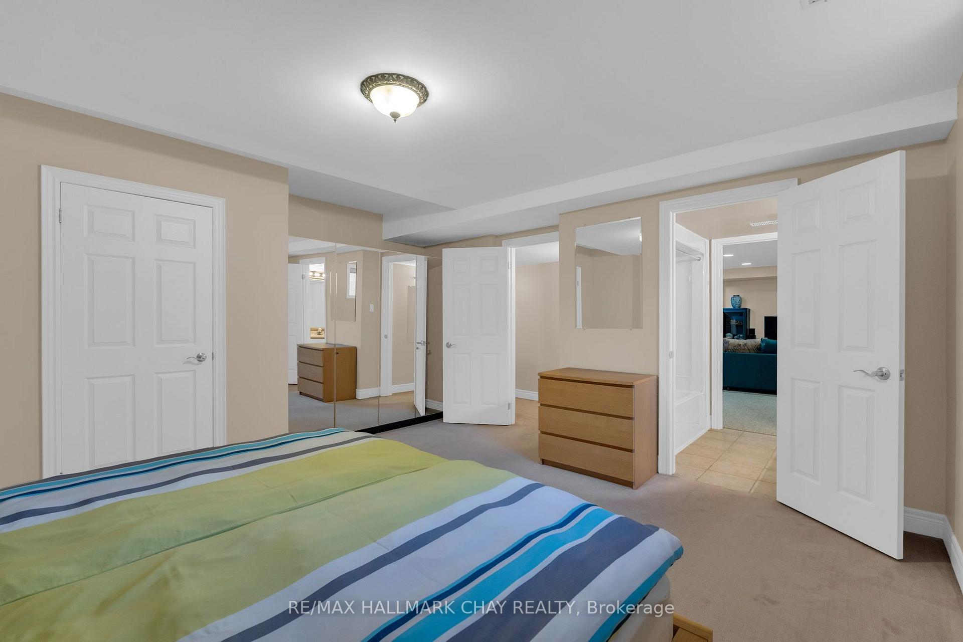 Photo 25 of 53 Brookfield Crescent, Barrie, Bayshore — HOMEH