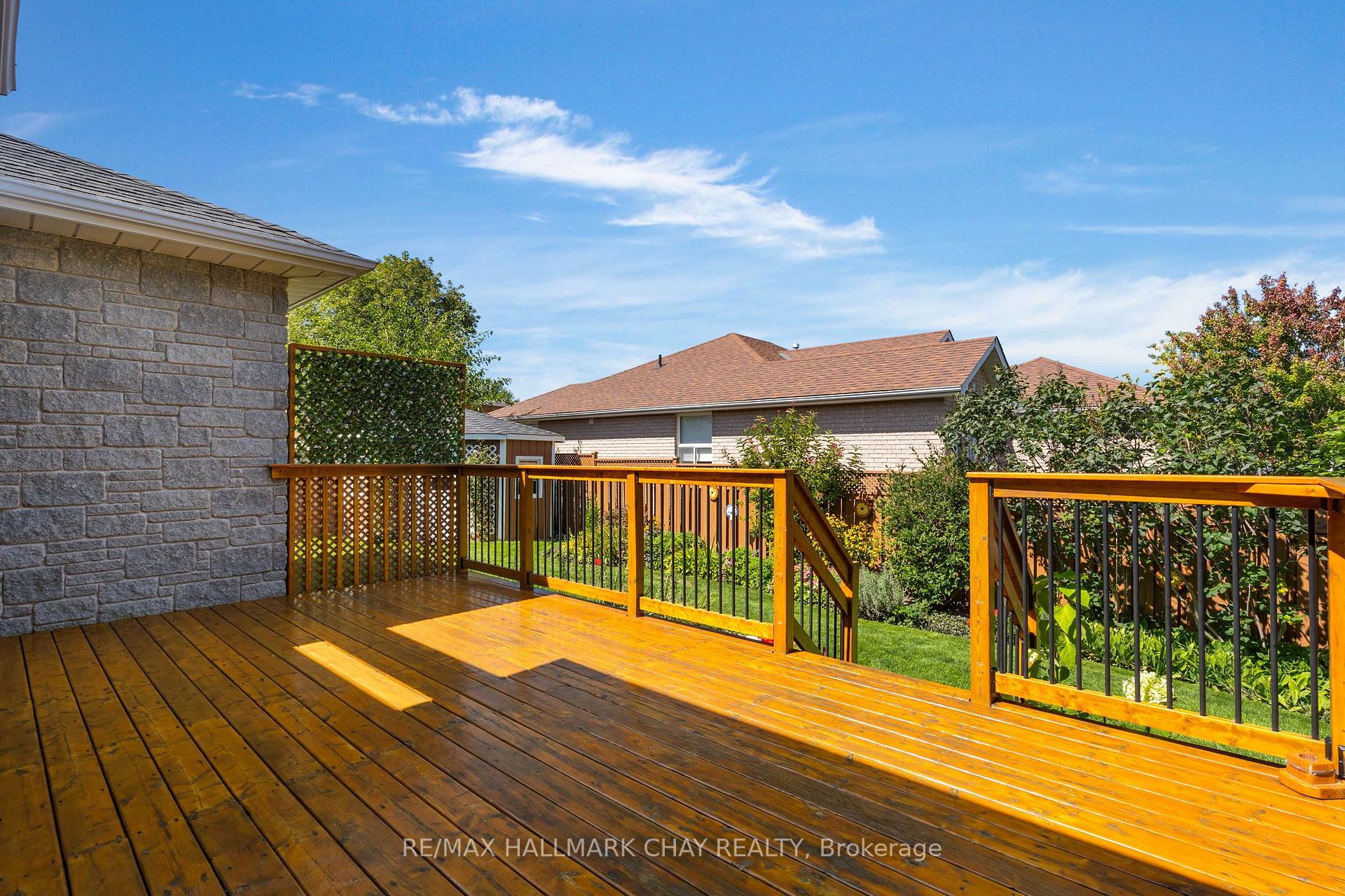 Photo 32 of 53 Brookfield Crescent, Barrie, Bayshore — HOMEH