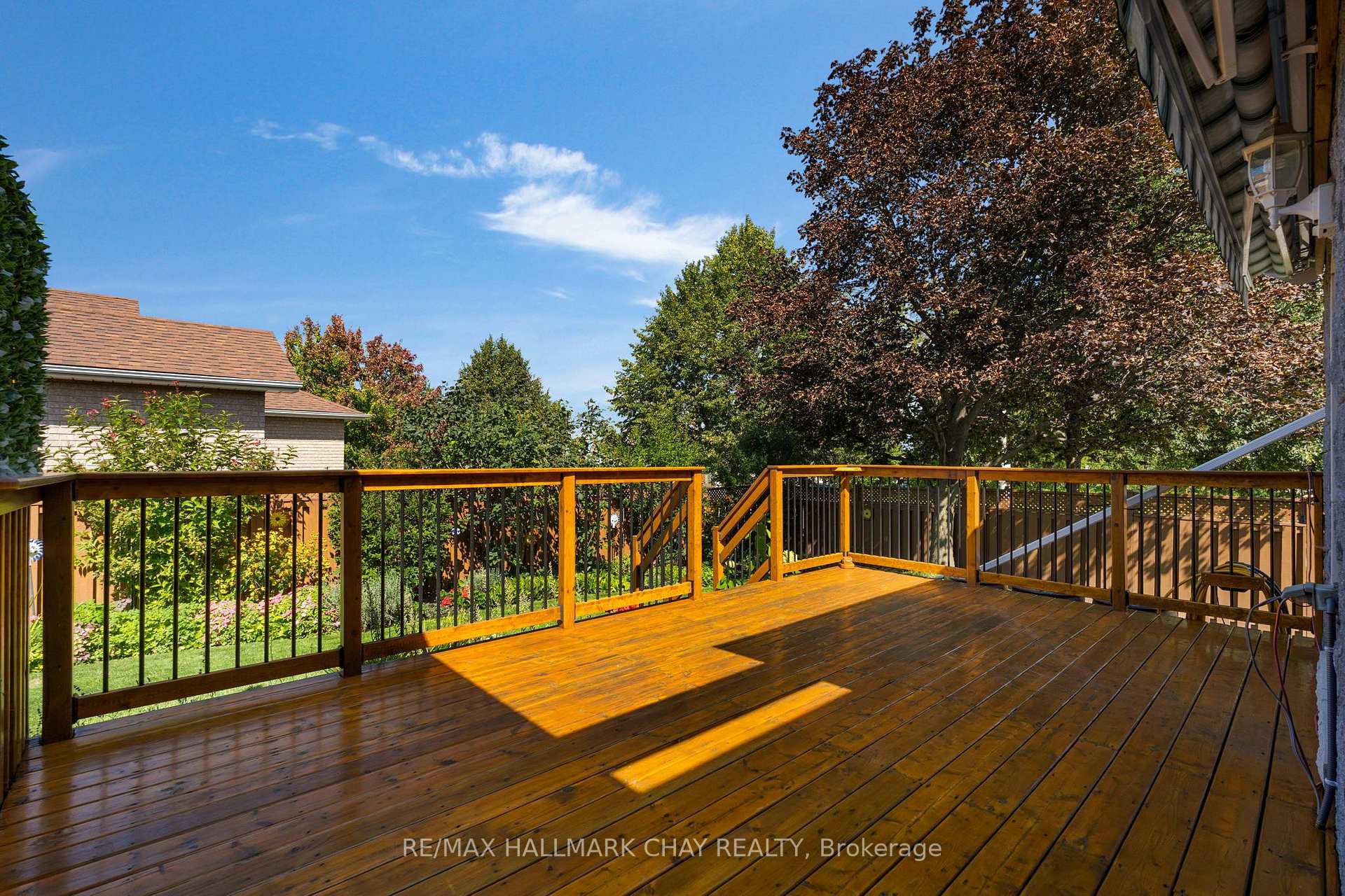 Photo 33 of 53 Brookfield Crescent, Barrie, Bayshore — HOMEH