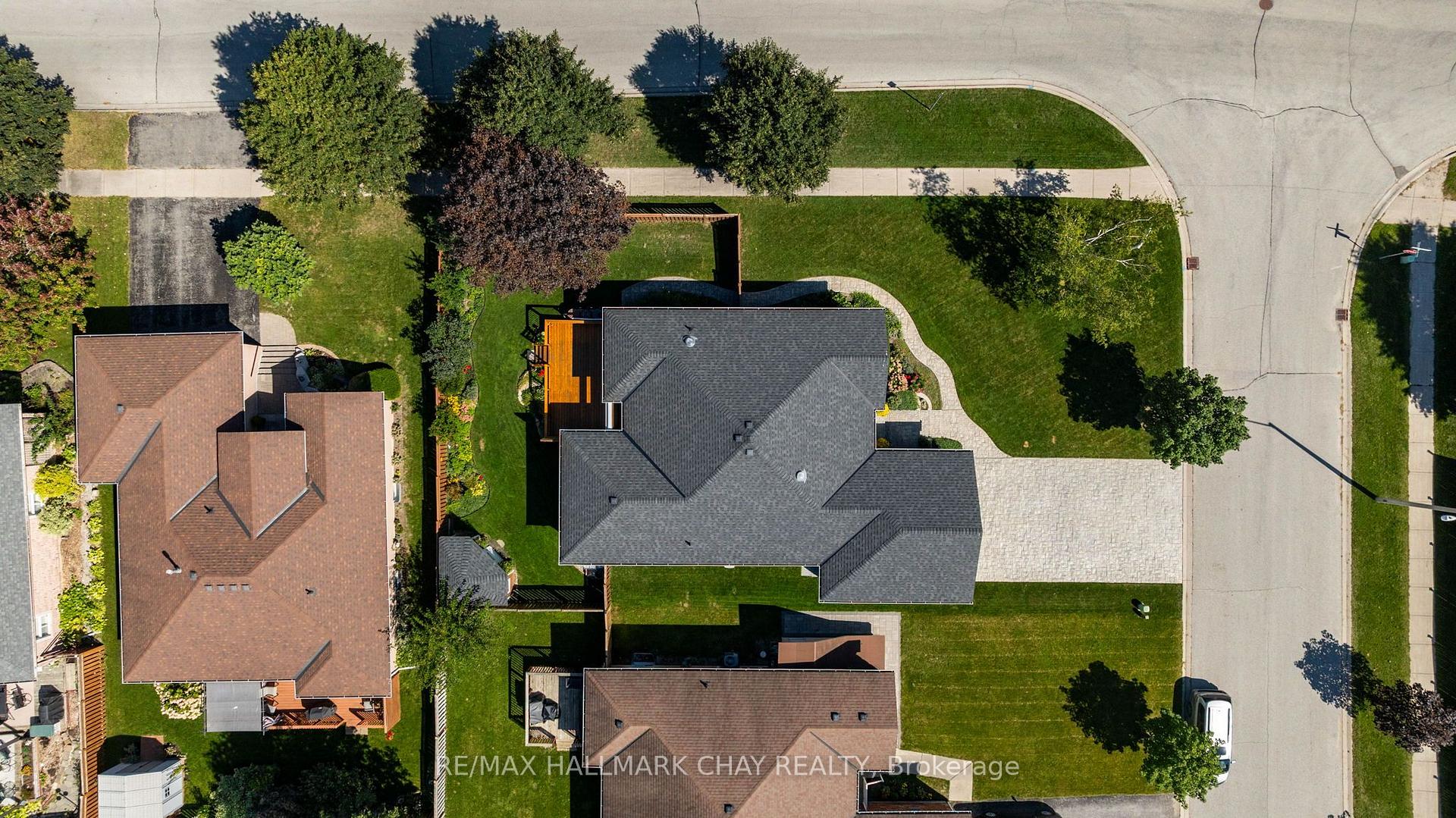 Photo 40 of 53 Brookfield Crescent, Barrie, Bayshore — HOMEH
