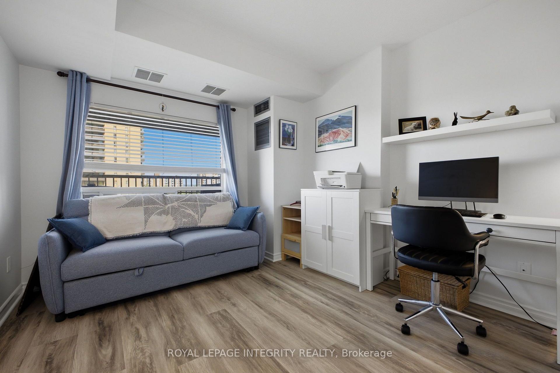 Photo 29 of Unit 803, 545 St Laurent Boulevard, Ottawa, Viscount Alexander Park — HOMEH