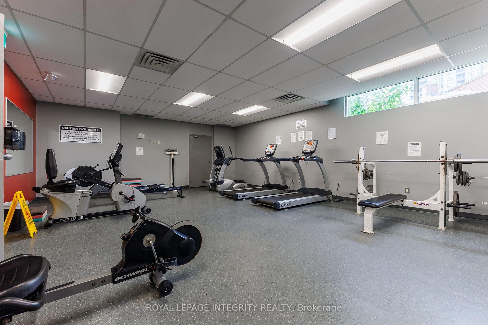 Photo 46 of Unit 803, 545 St Laurent Boulevard, Ottawa, Viscount Alexander Park — HOMEH