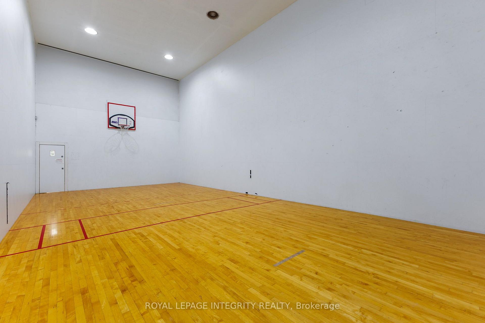 Photo 49 of Unit 803, 545 St Laurent Boulevard, Ottawa, Viscount Alexander Park — HOMEH