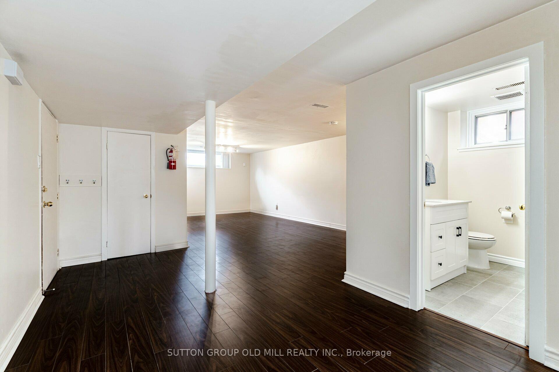 Photo 6 of Unit Lower, 5 Applefield Drive, Scarborough, Bendale — HOMEH