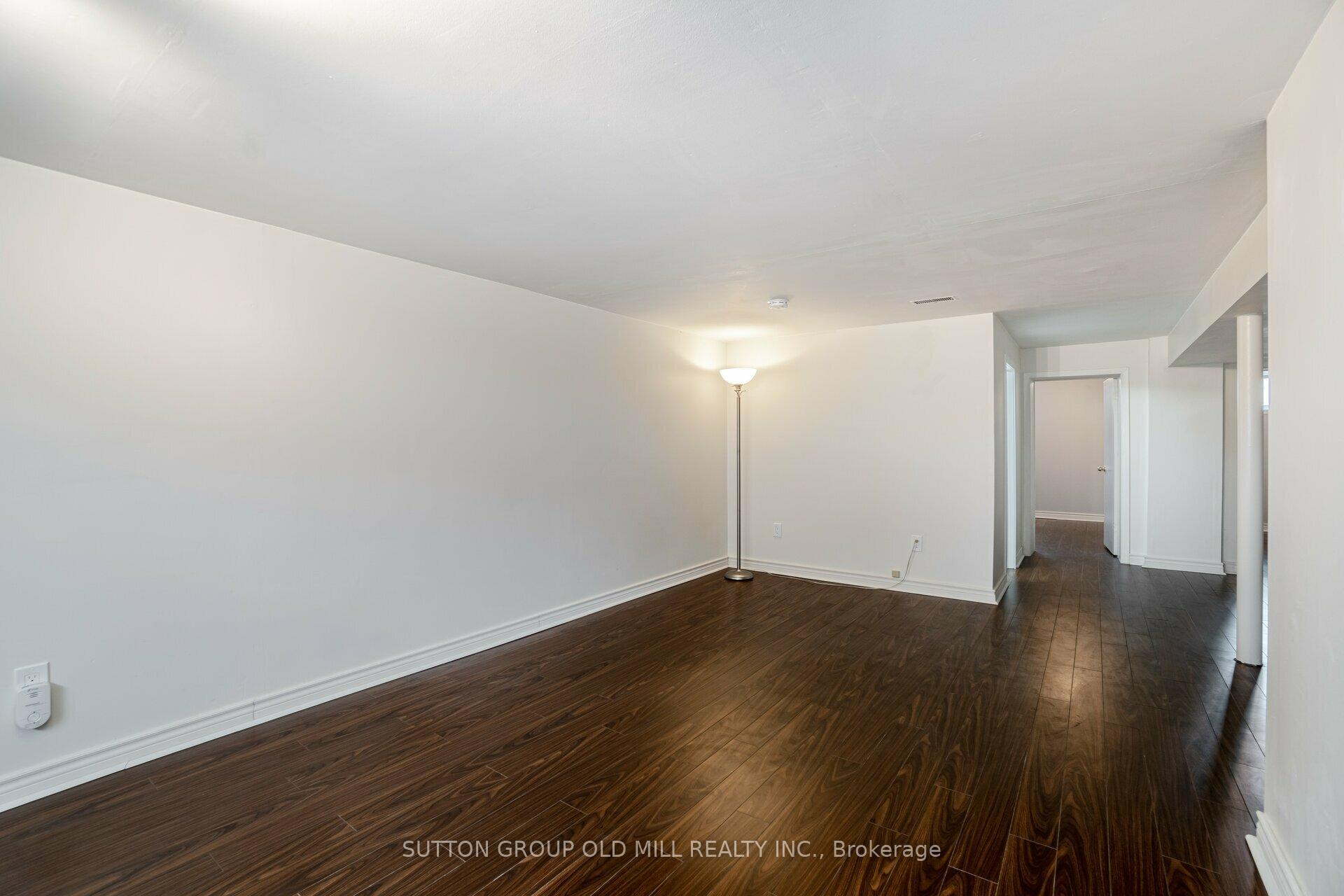 Photo 12 of Unit Lower, 5 Applefield Drive, Scarborough, Bendale — HOMEH