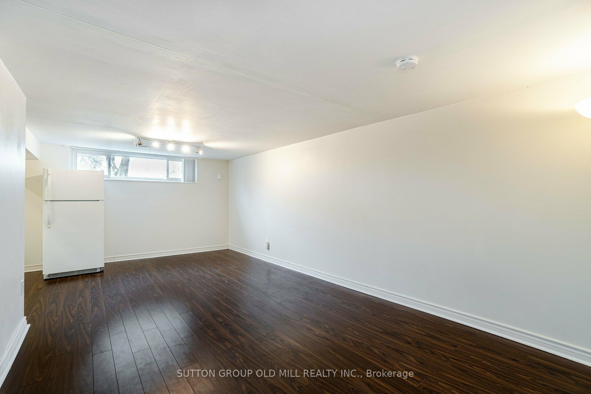 Photo 13 of Unit Lower, 5 Applefield Drive, Scarborough, Bendale — HOMEH