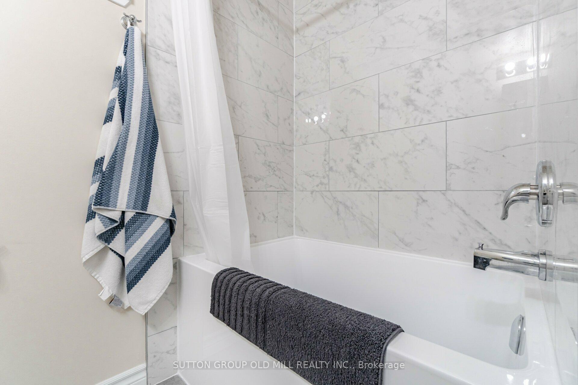 Photo 28 of Unit Lower, 5 Applefield Drive, Scarborough, Bendale — HOMEH