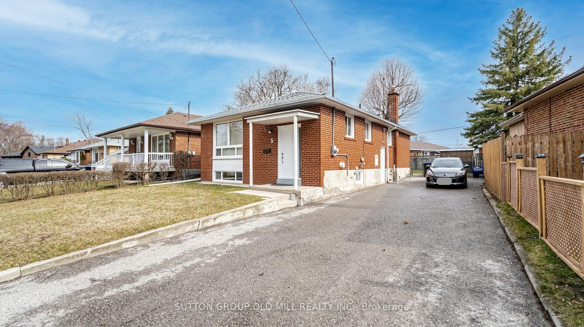 Photo 29 of Unit Lower, 5 Applefield Drive, Scarborough, Bendale — HOMEH