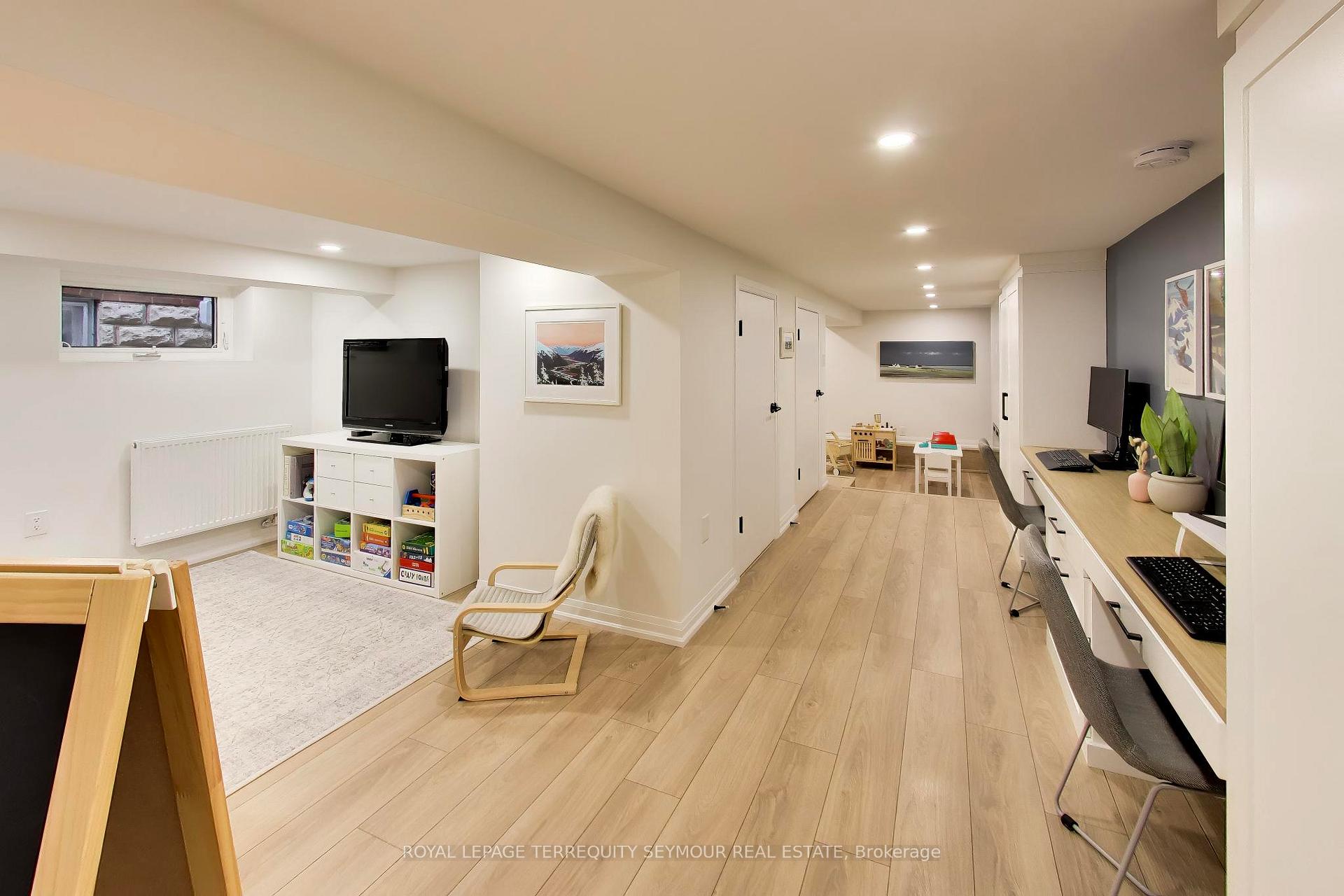 Photo 34 of 30 Harwood Road, Toronto, Mount Pleasant East — HOMEH