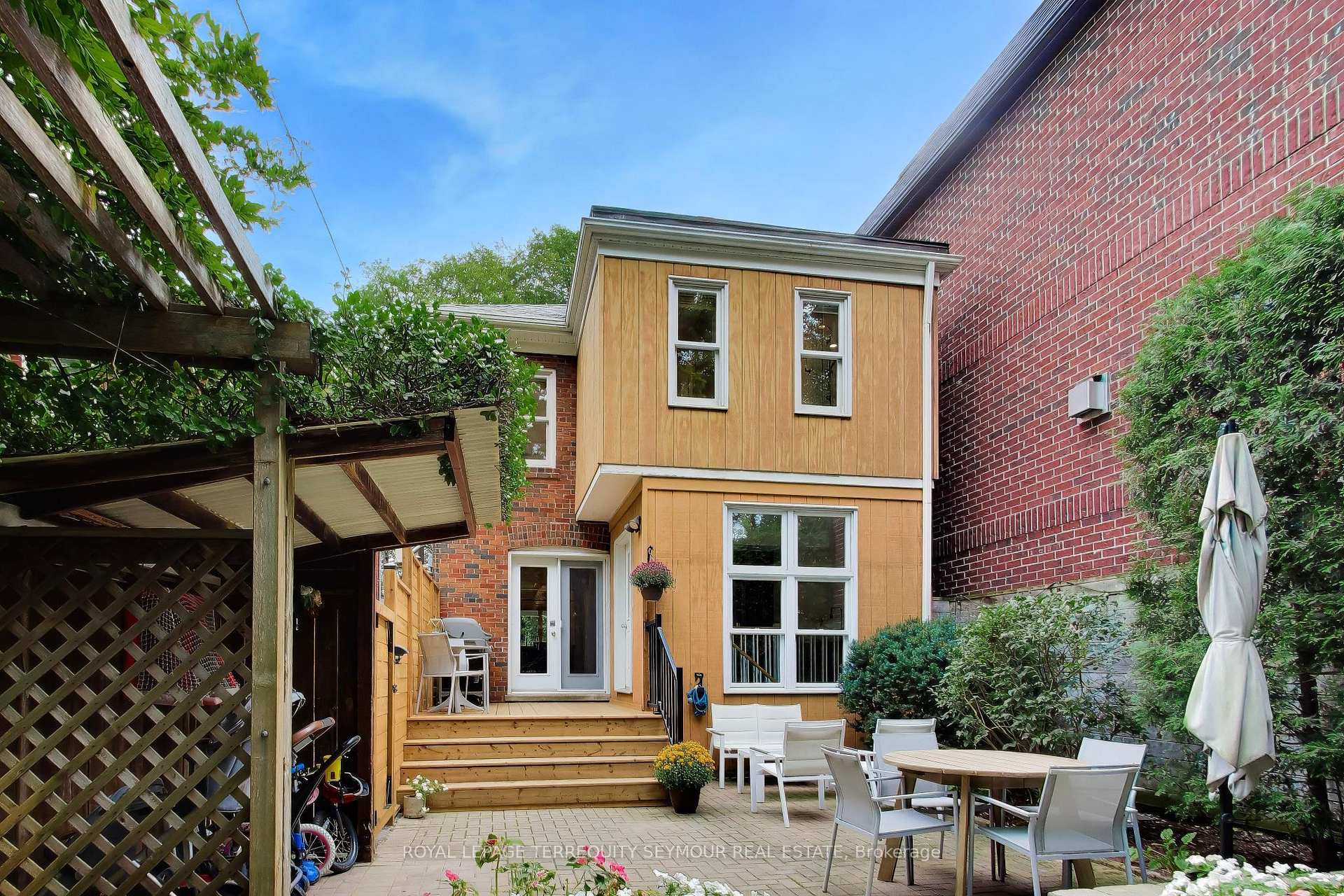 Photo 43 of 30 Harwood Road, Toronto, Mount Pleasant East — HOMEH