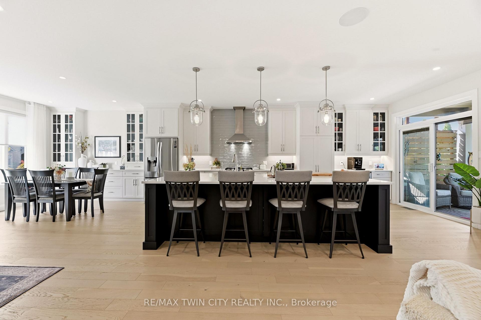 Photo 3 of 20 Cardinal Lane, Brant, Paris — HOMEH