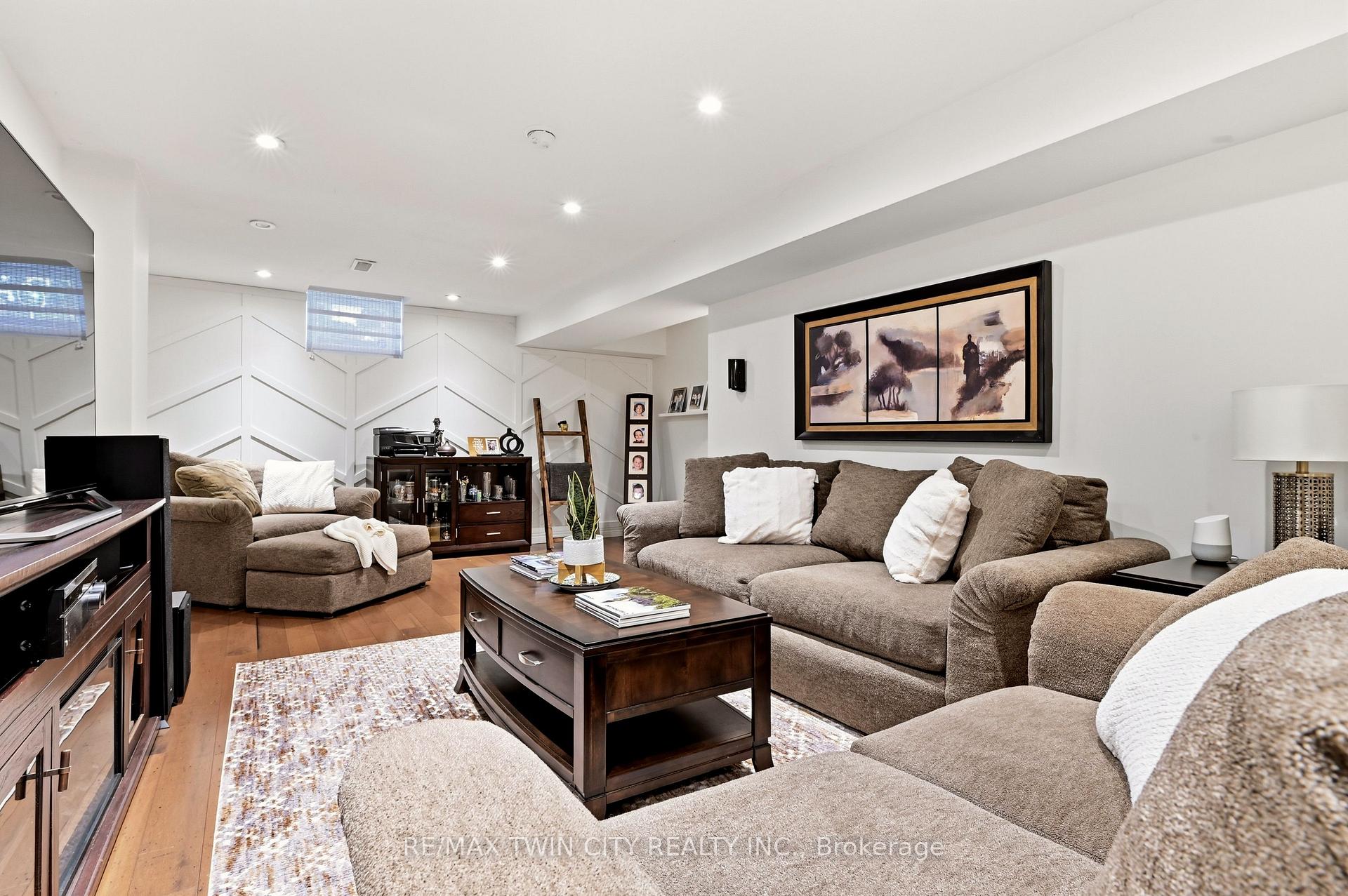 Photo 5 of 20 Cardinal Lane, Brant, Paris — HOMEH