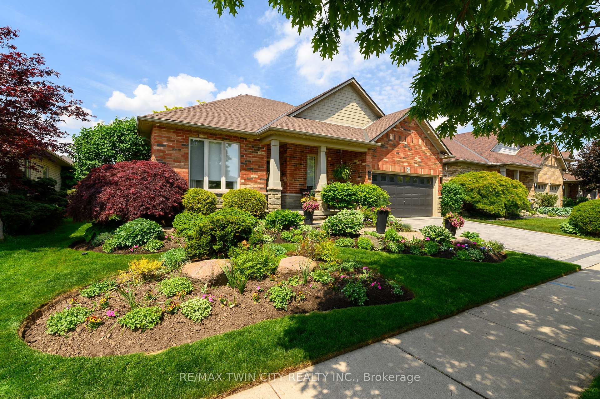 Photo 6 of 20 Cardinal Lane, Brant, Paris — HOMEH