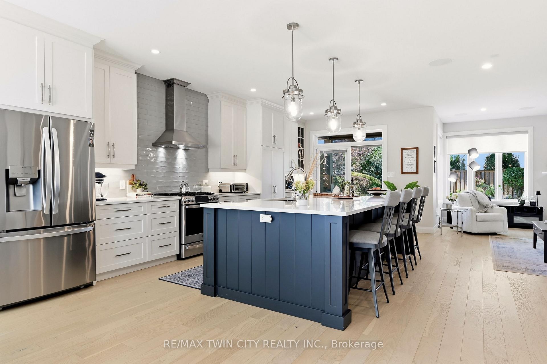 Photo 9 of 20 Cardinal Lane, Brant, Paris — HOMEH