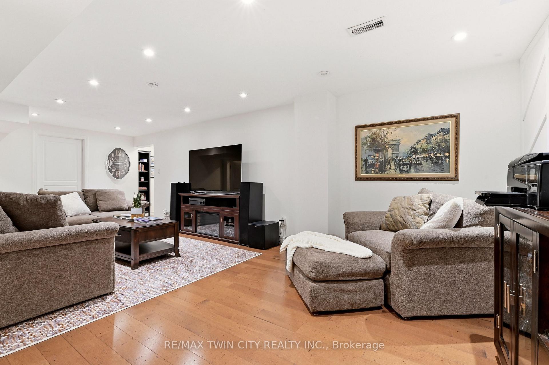 Photo 23 of 20 Cardinal Lane, Brant, Paris — HOMEH