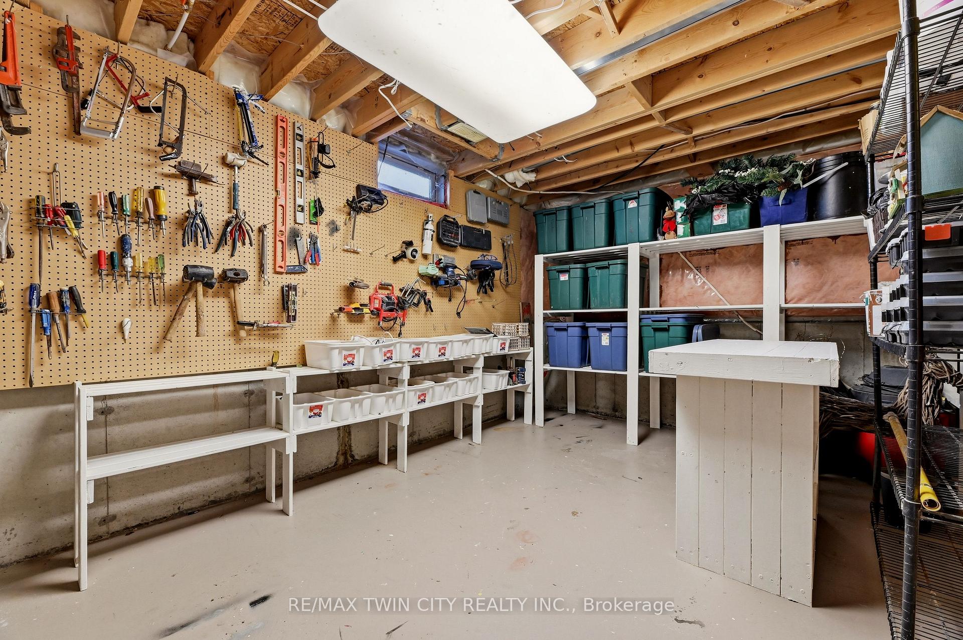 Photo 31 of 20 Cardinal Lane, Brant, Paris — HOMEH