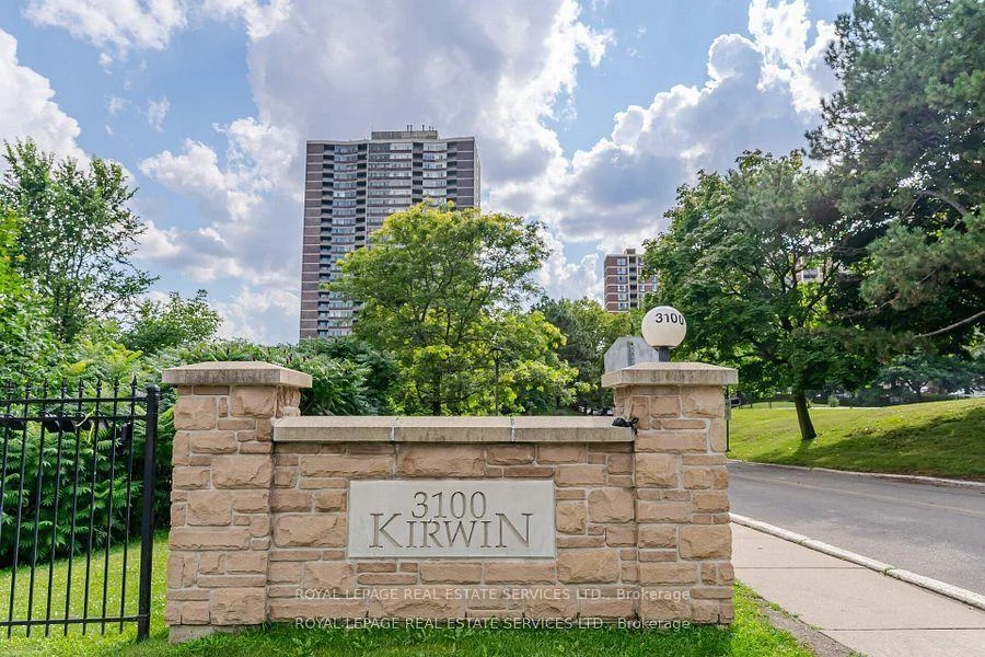 Photo of Unit 708, 3100 Kirwin Avenue