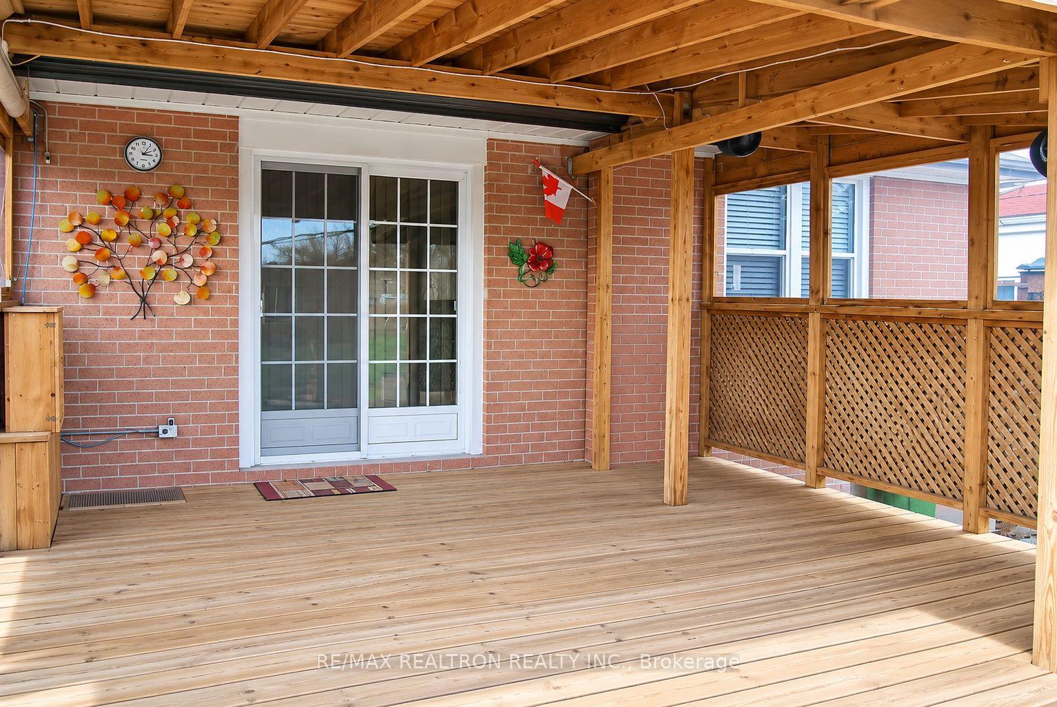 Photo 17 of 9 Stanwell Drive, Scarborough, Bendale — HOMEH